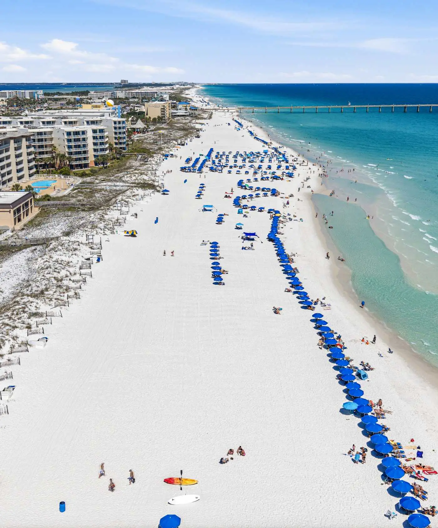Lovely and Convenient Home In Beachfront Complex w/Shared Pool, WiFi, AC, & W/D