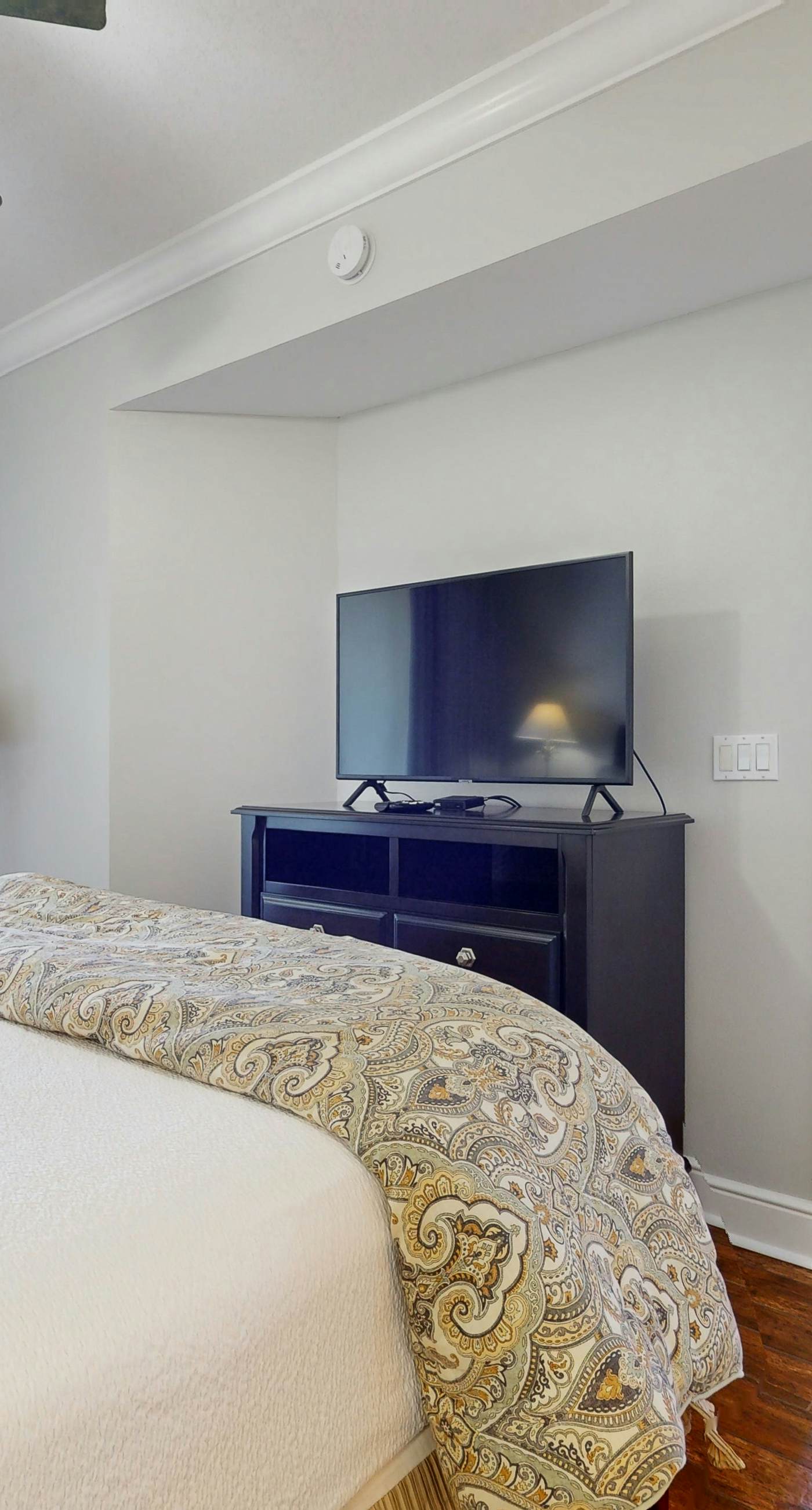 Azure 423. Fantastic ocean view condo with fitness area, pool, hot tub, & W&D