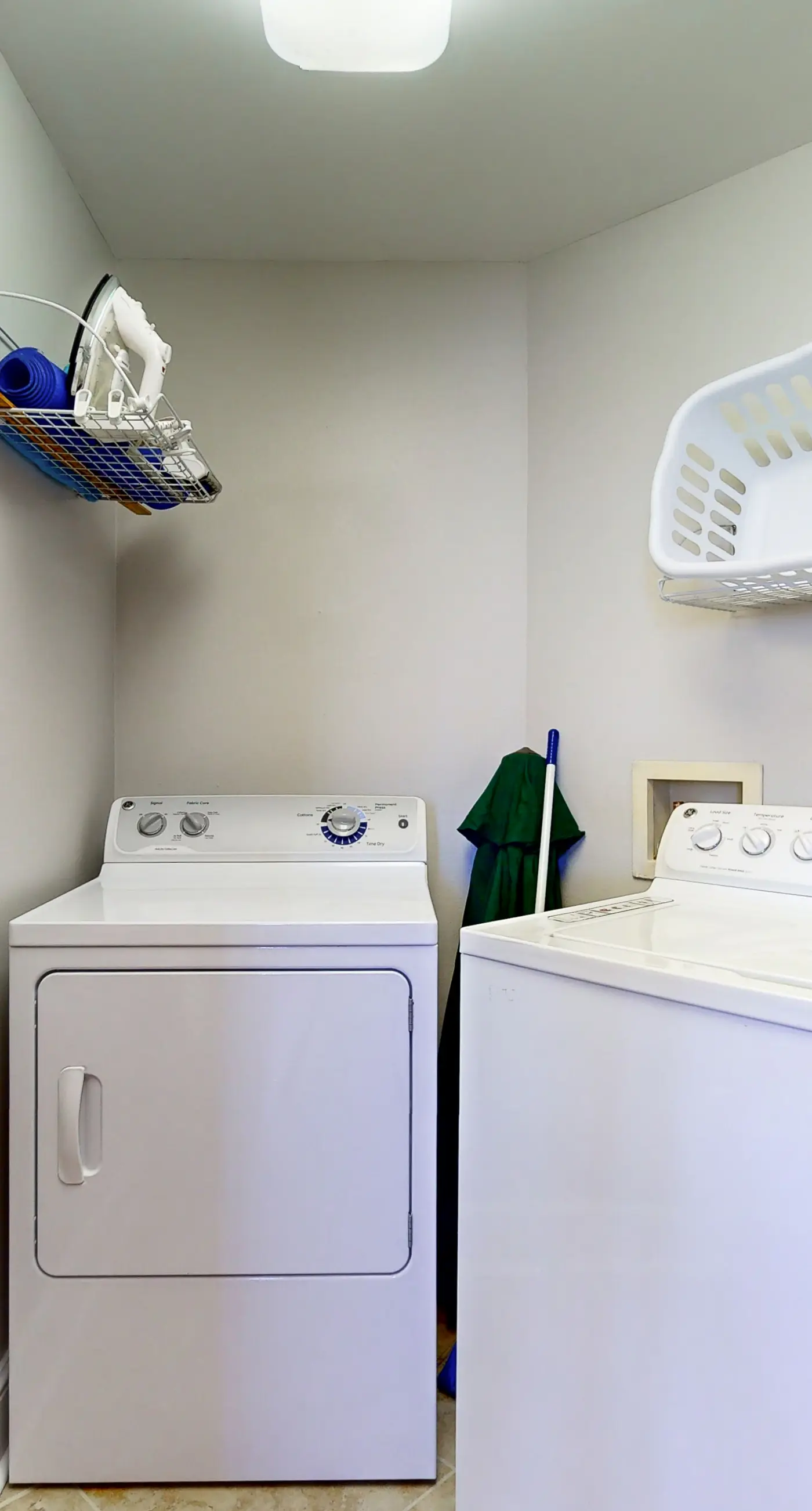 Azure 423. Fantastic ocean view condo with fitness area, pool, hot tub, & W&D