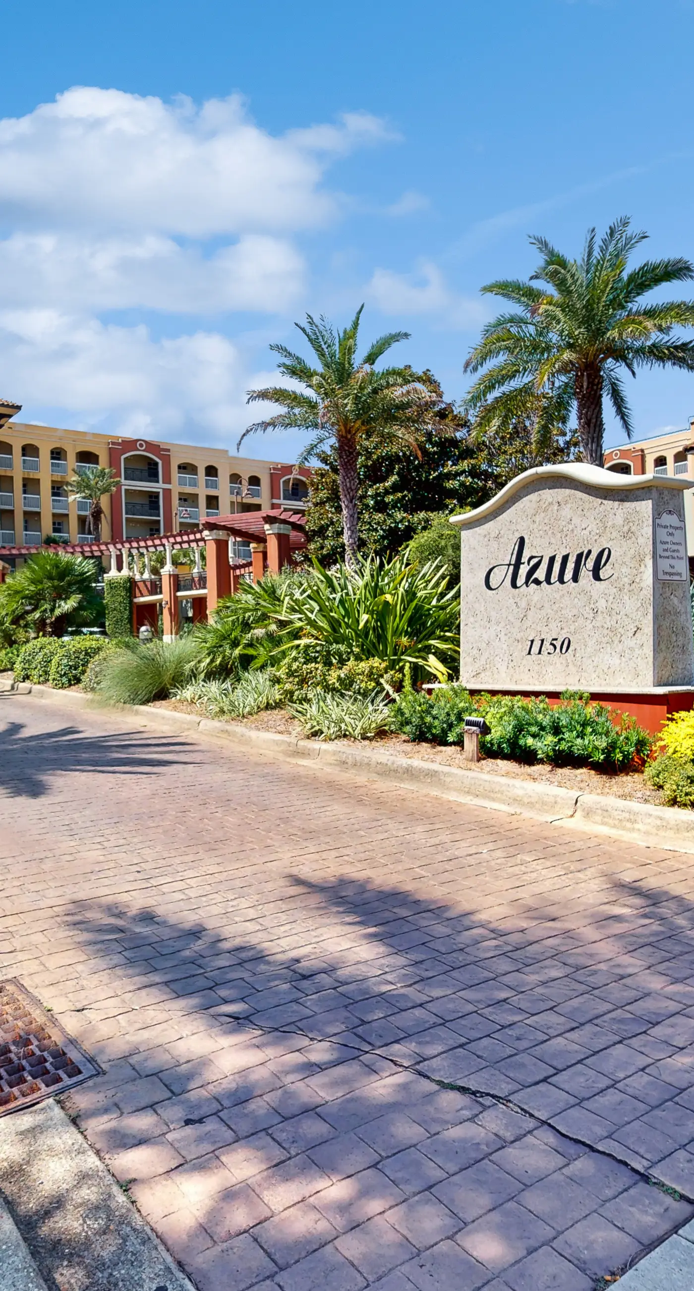 Azure 423. Fantastic ocean view condo with fitness area, pool, hot tub, & W&D