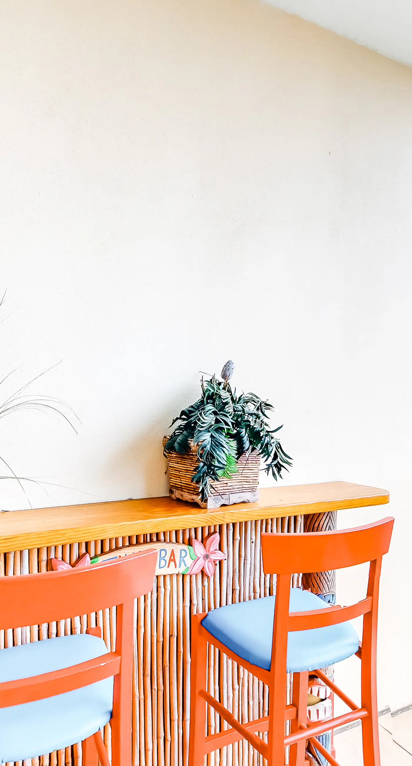 Destin West Gulfside V305 - Vibrant Tropical Beach Getaway Including 2 Chairs and Umbrella