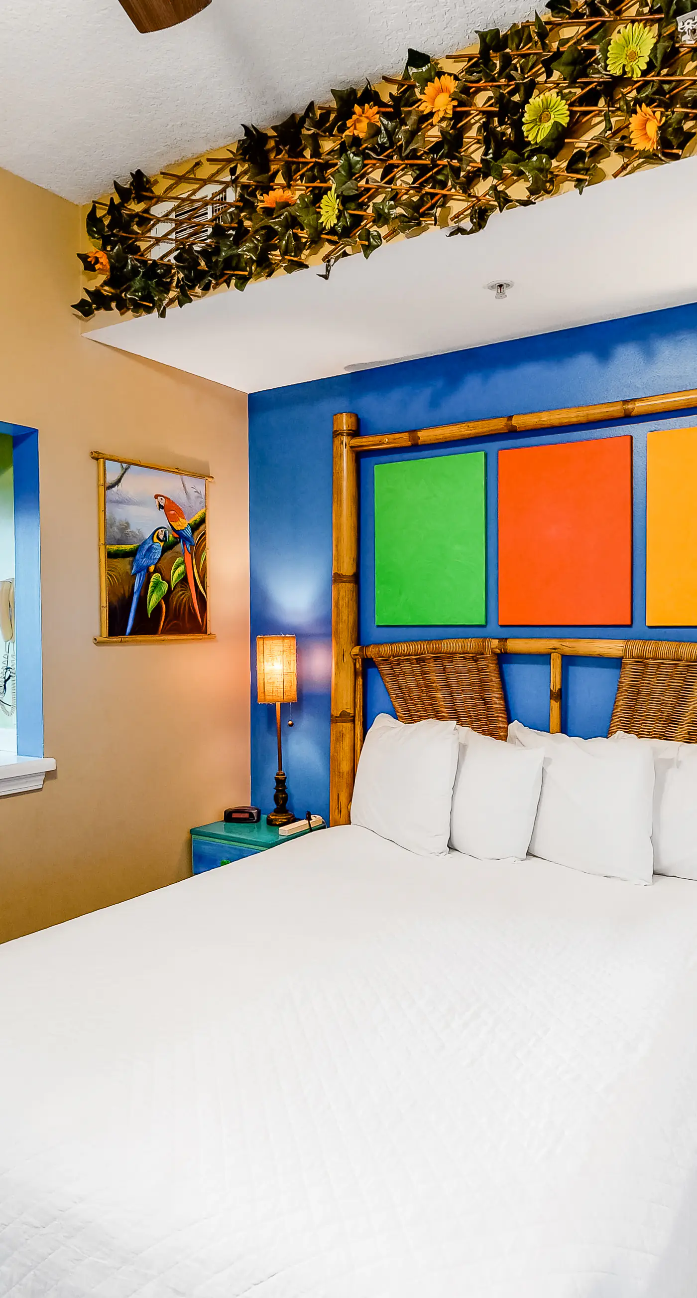 Destin West Gulfside V305 - Vibrant Tropical Beach Getaway Including 2 Chairs and Umbrella