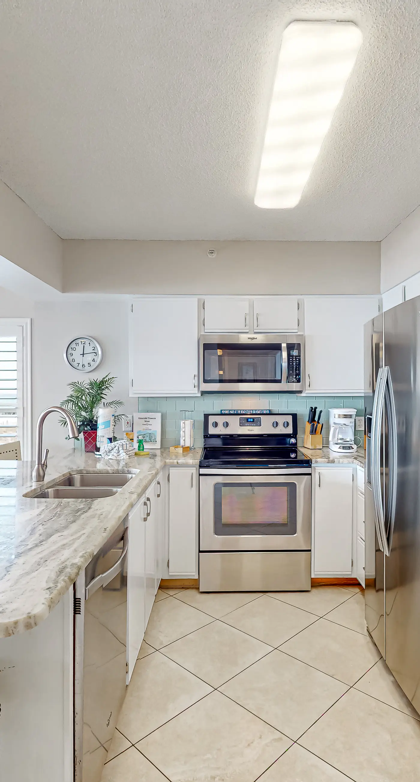 Emerald Towers West 2007 - Lovely escape with great amenities, Gulf view, private WiFi, roomy balcony & W&D