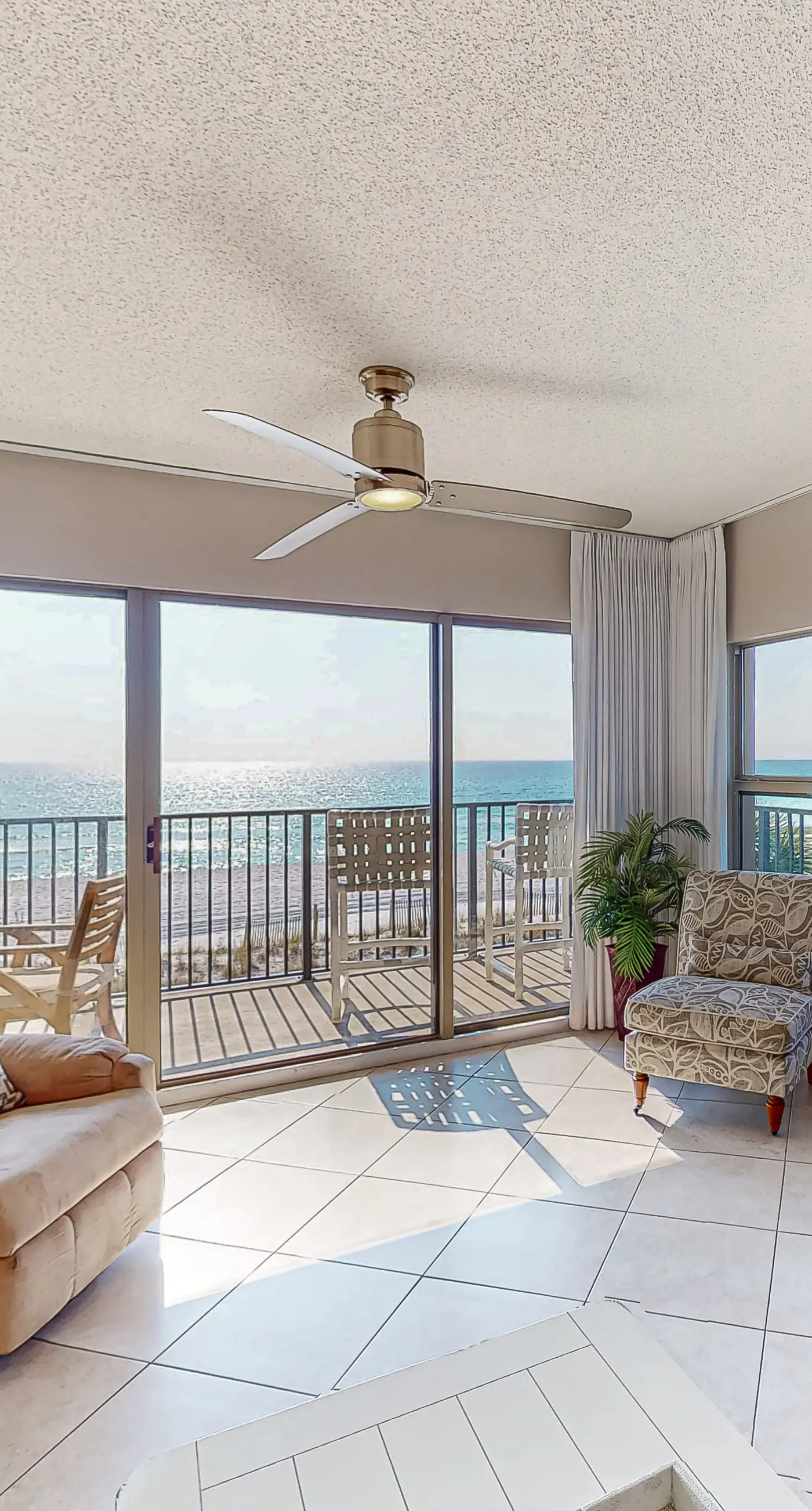 Emerald Towers West 2007 - Lovely escape with great amenities, Gulf view, private WiFi, roomy balcony & W&D