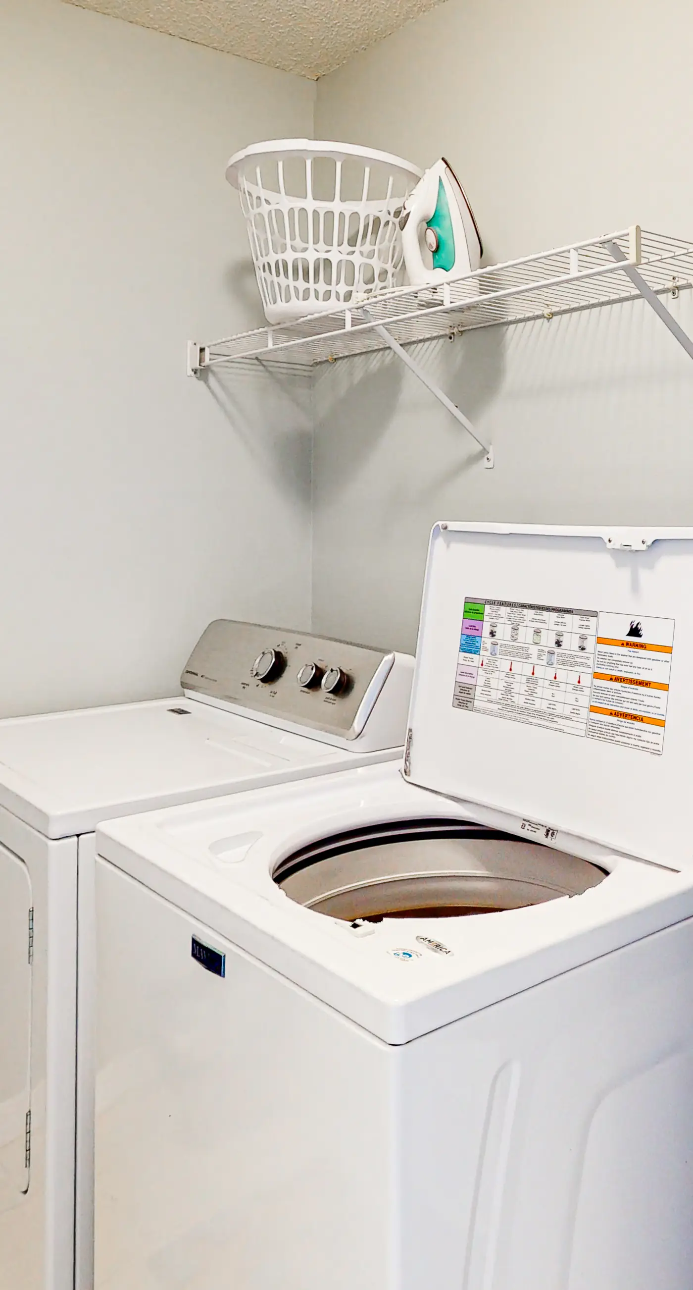 Gulf Dunes 512 - Beachfront condo with gulf views, pool, & balcony - near dining,attractions