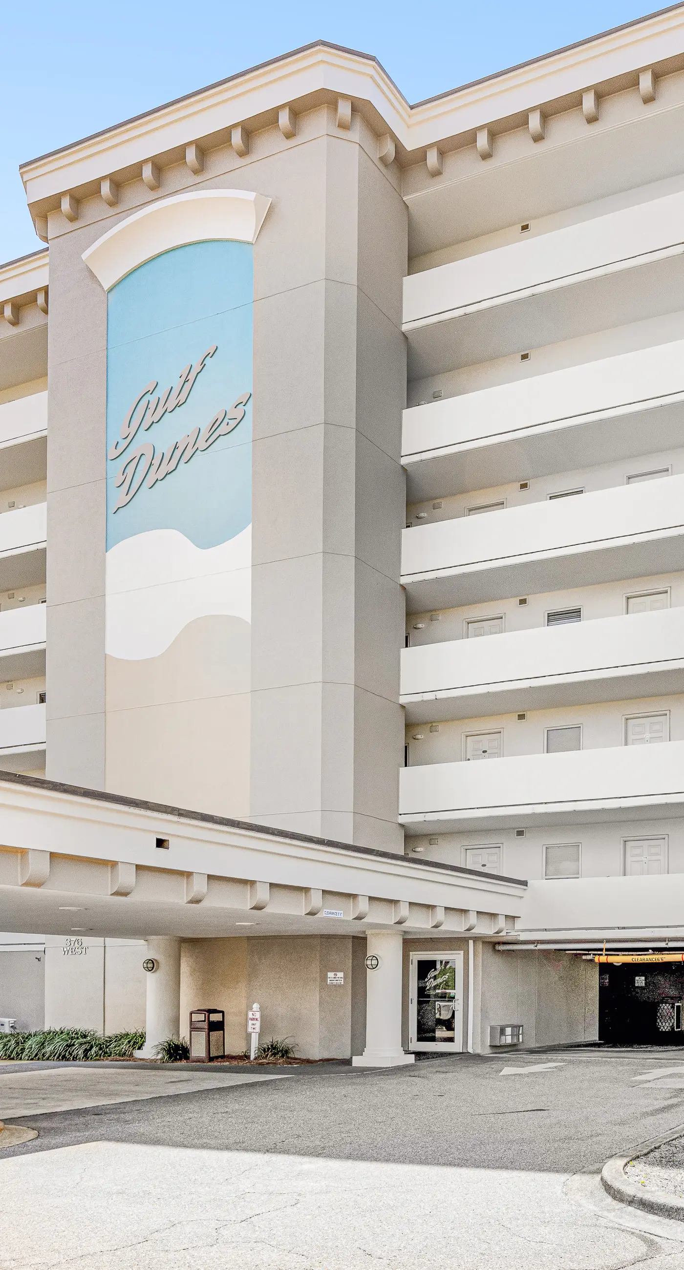 Gulf Dunes 512 - Beachfront condo with gulf views, pool, & balcony - near dining,attractions