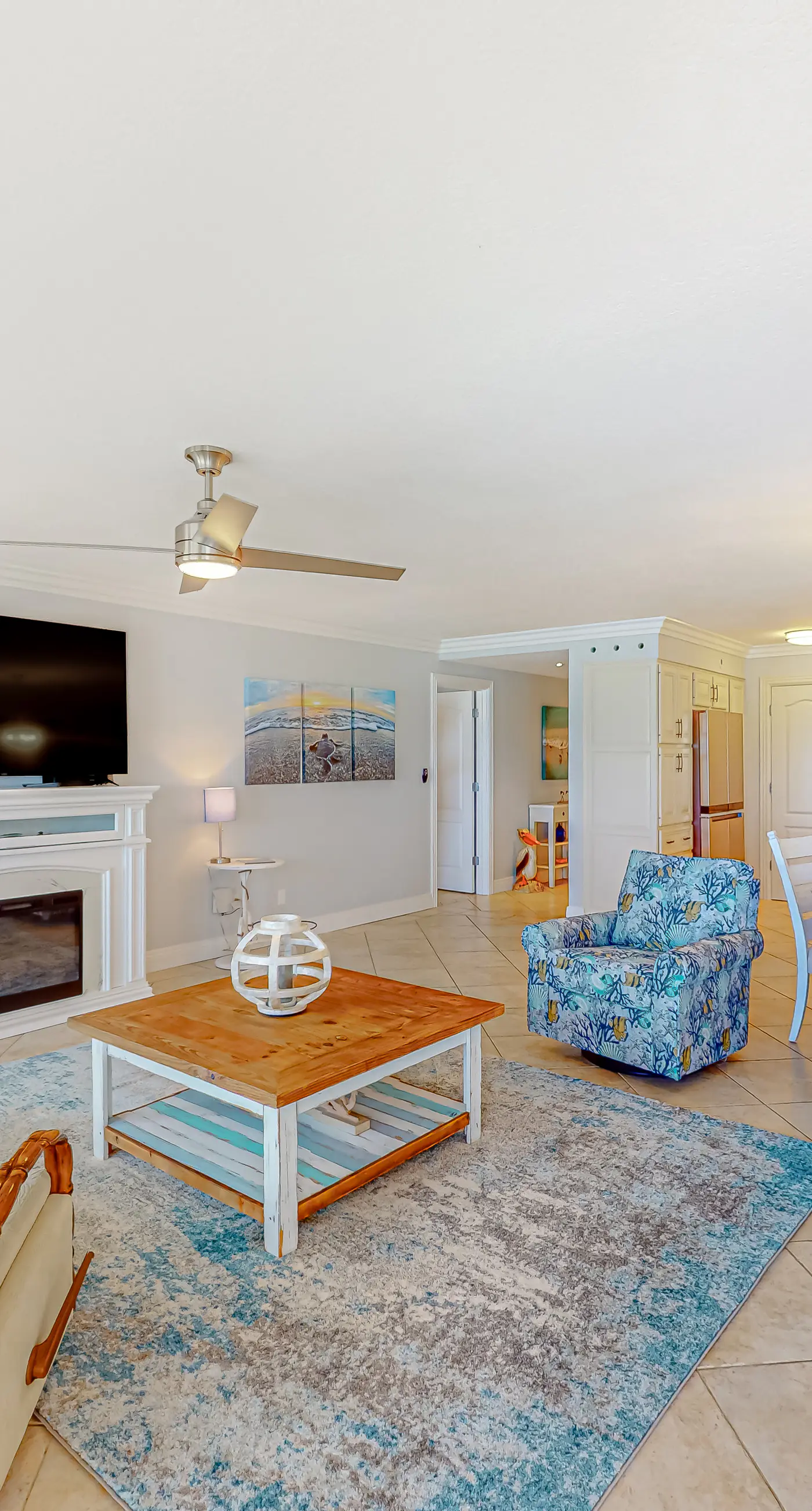 Fourth-floor Gulf-front condo with pool, gym, & amazing views