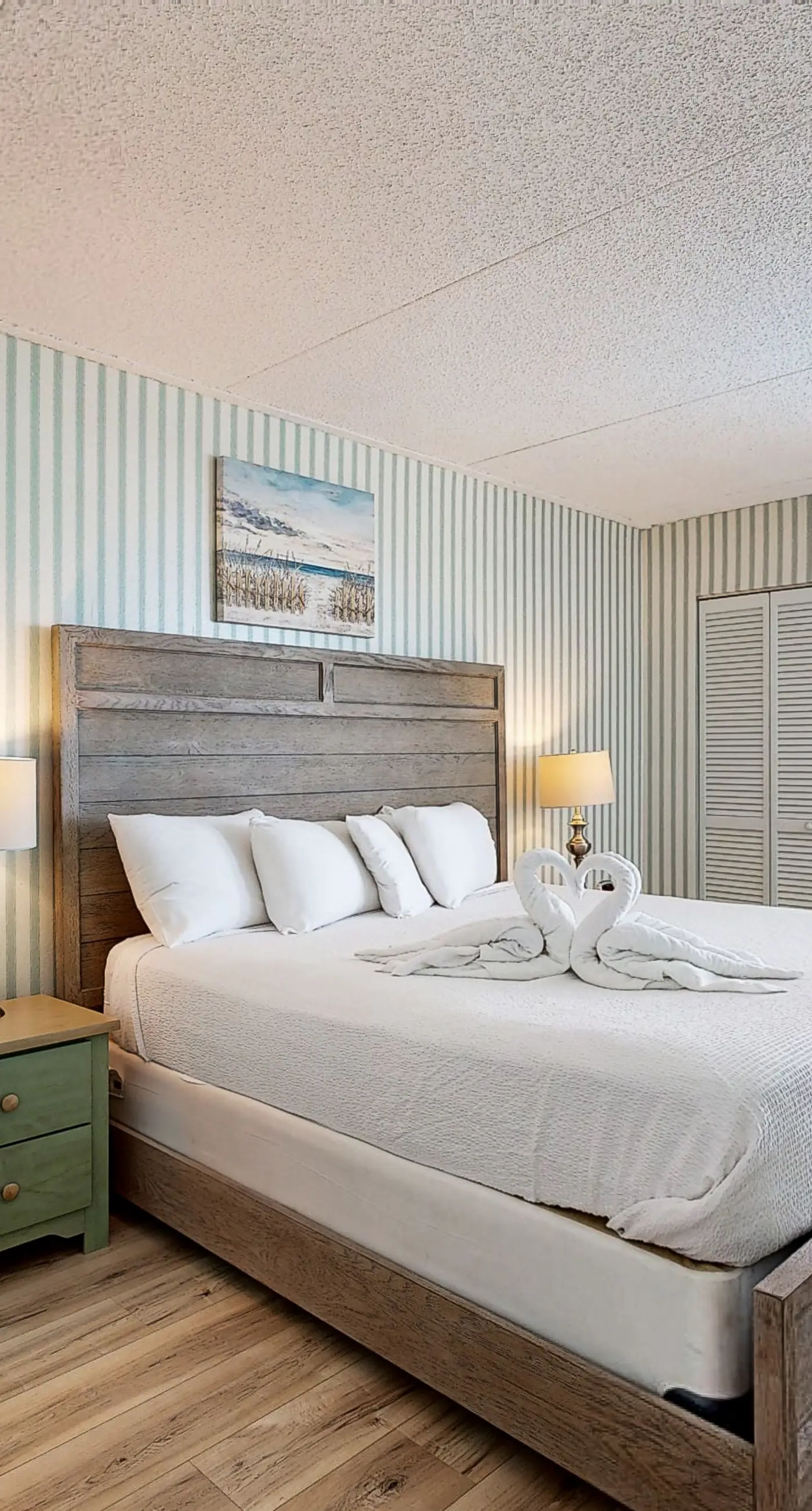 Relaxing Gulf-front condo with shared pool, balcony, & fitness room