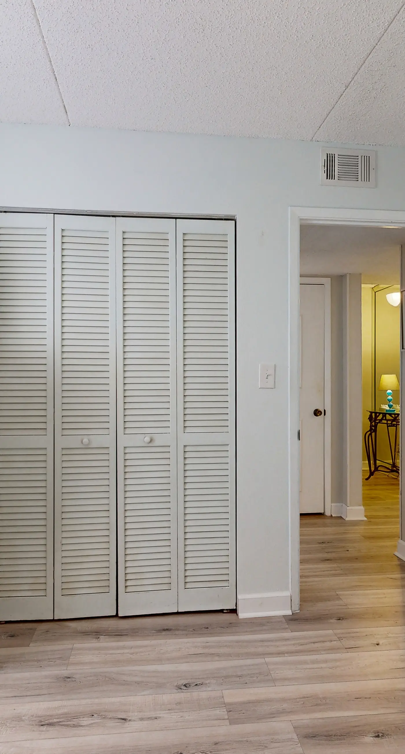 Relaxing Gulf-front condo with shared pool, balcony, & fitness room