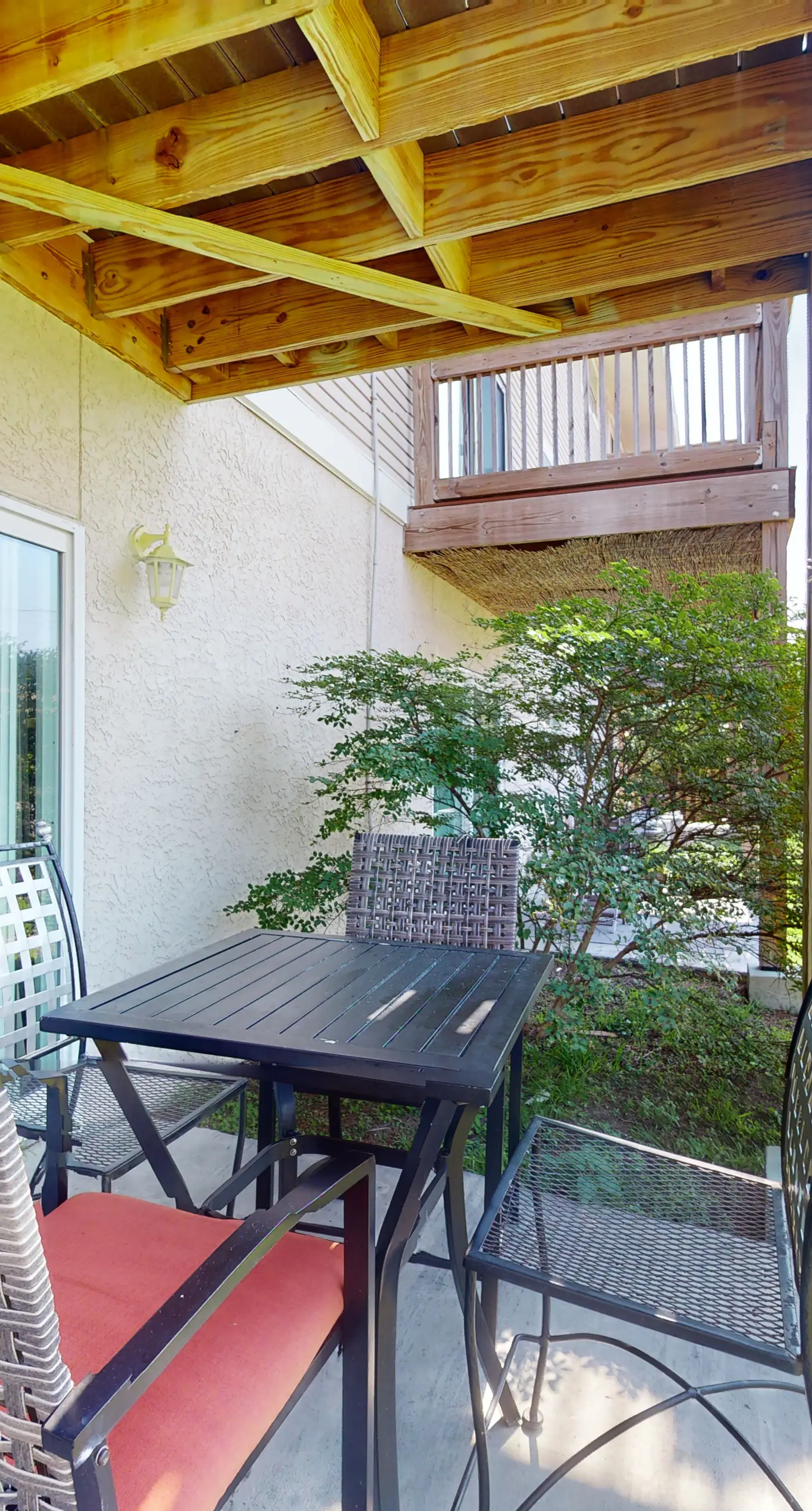 Island Gardens 103 - Dog-friendly Condo with a Private washer&dryer and Patio