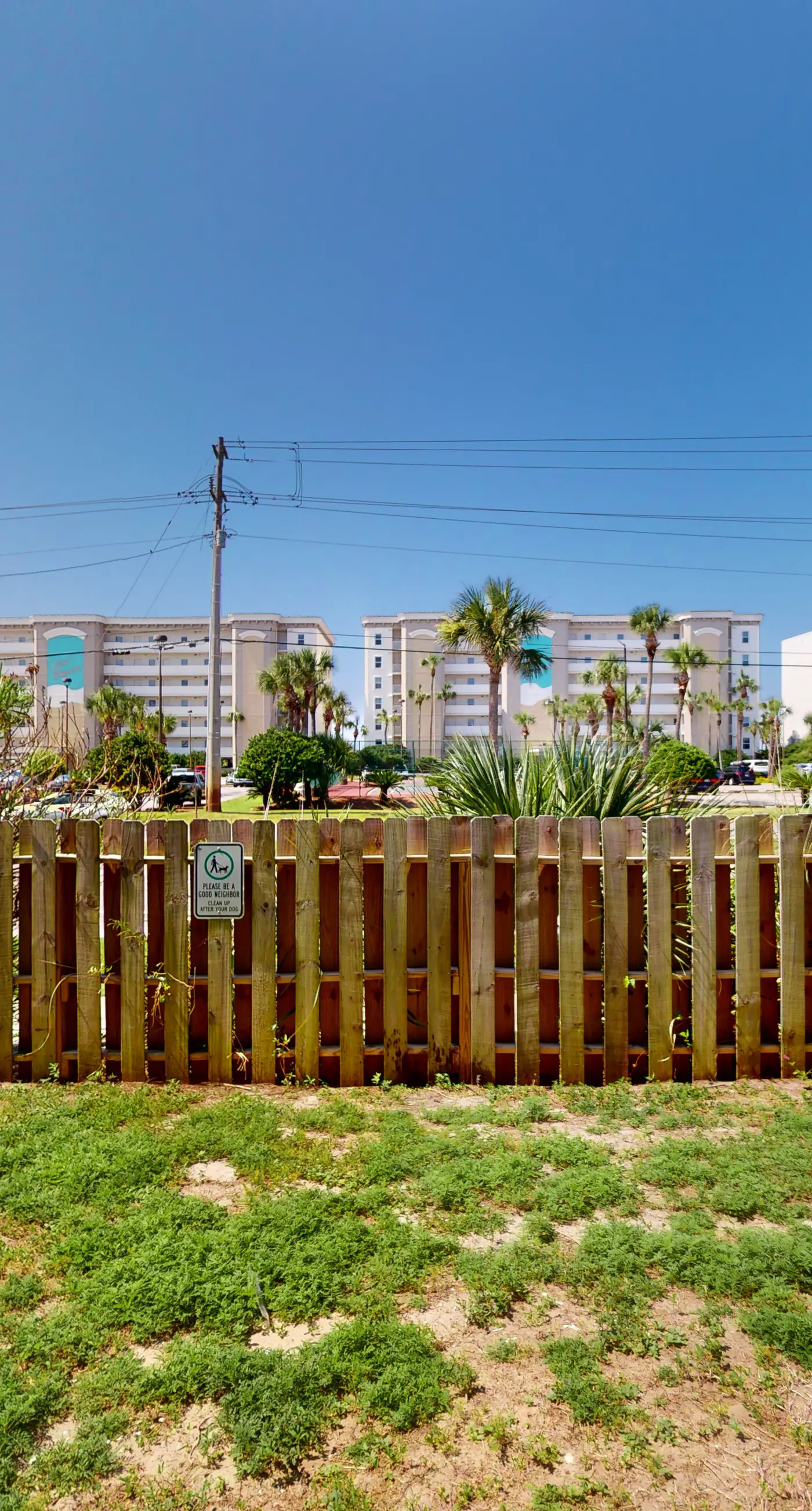 Island Gardens 103 - Dog-friendly Condo with a Private washer&dryer and Patio