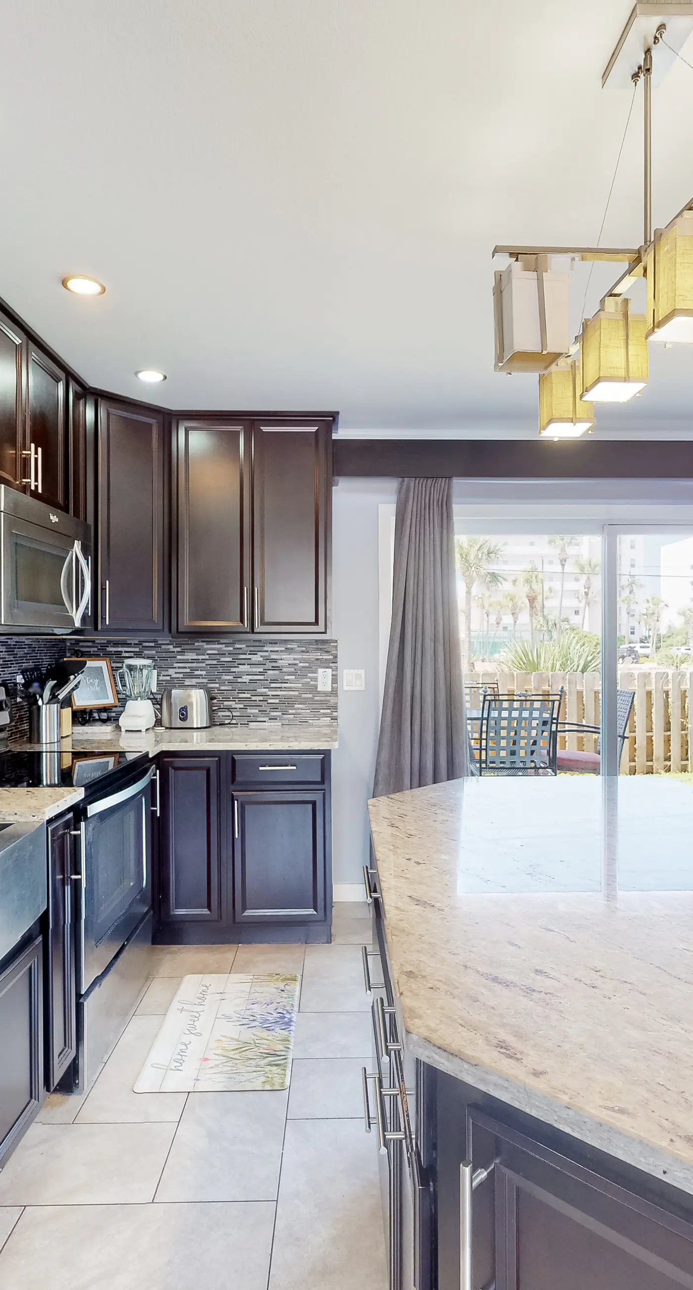 Island Gardens 103 - Dog-friendly Condo with a Private washer&dryer and Patio