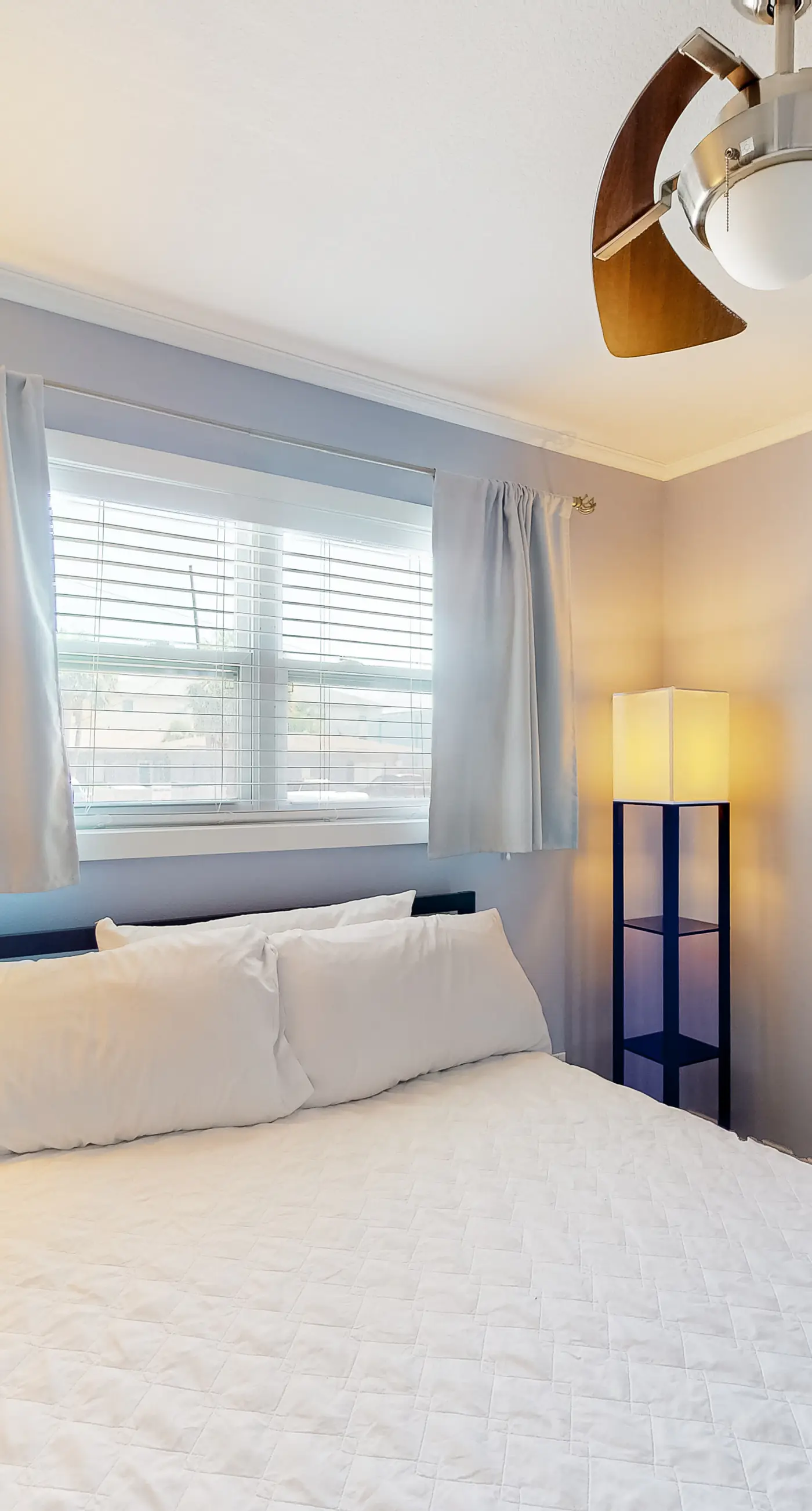 Island Gardens 103 - Dog-friendly Condo with a Private washer&dryer and Patio