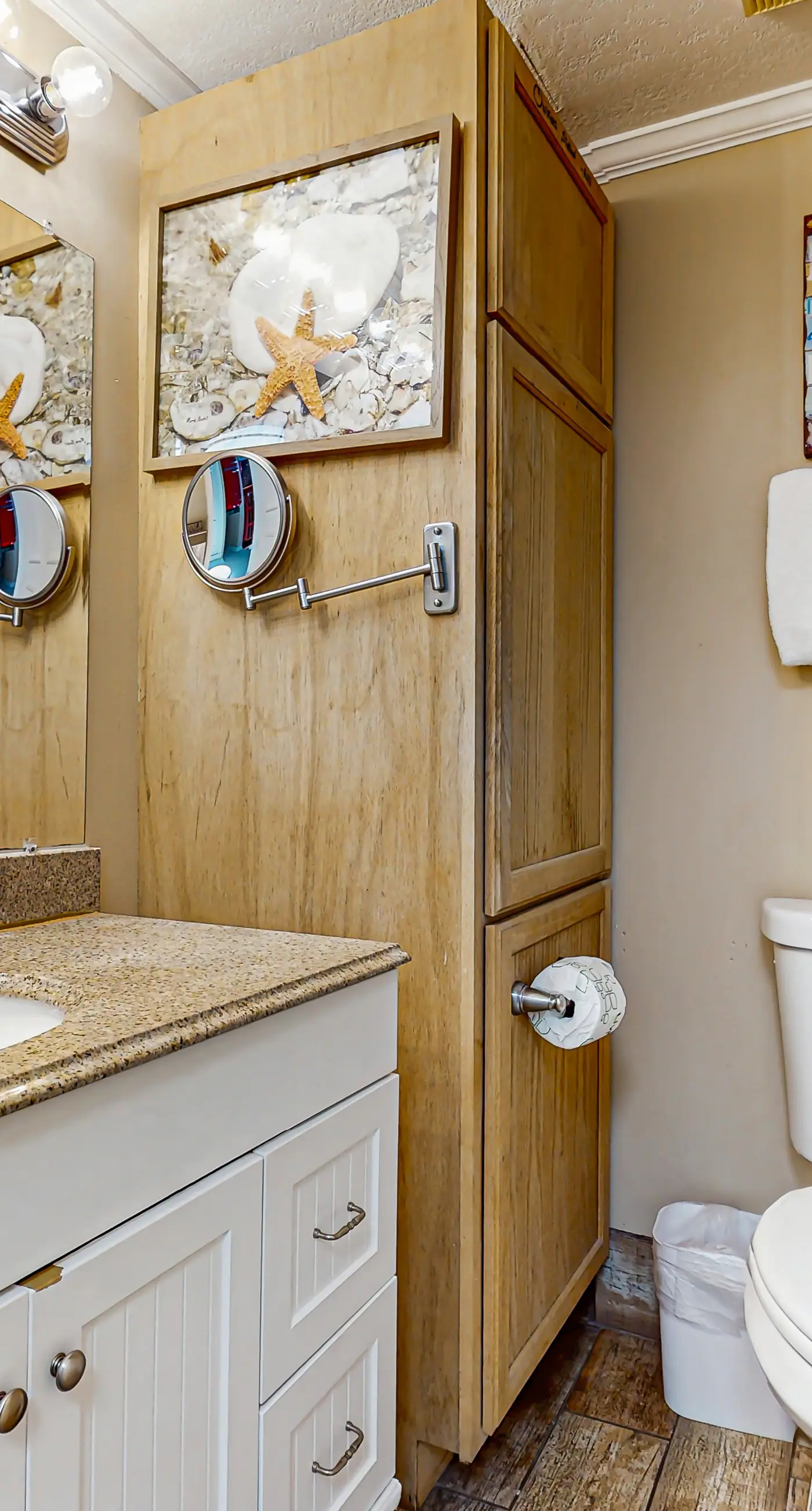 Comfy studio suite with pool & picnic area - snowbird-friendly