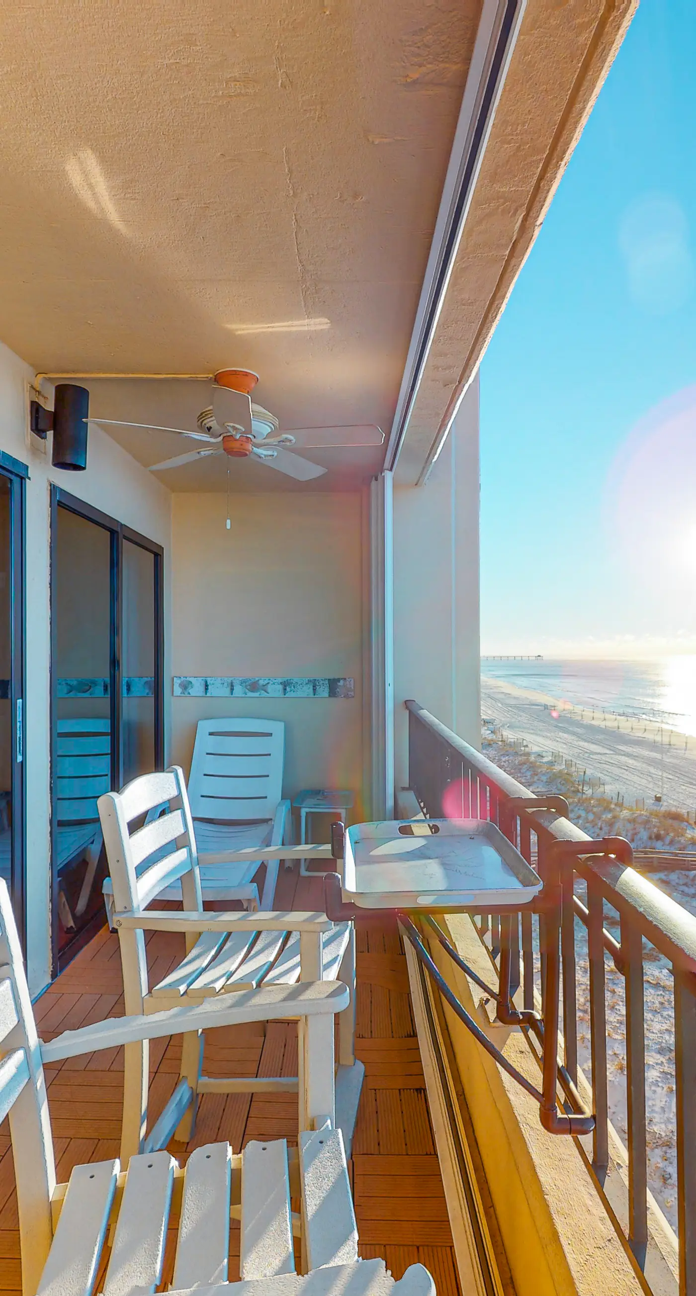 Surf Dweller 704