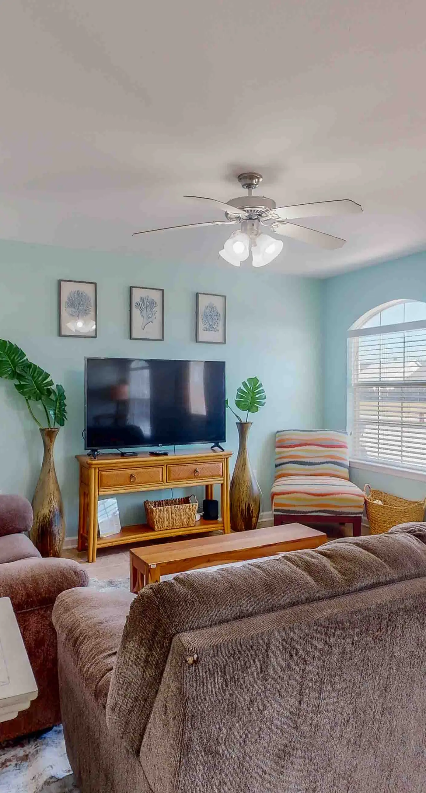 Family-Friendly Home w/ Shared Pool, High-Speed WiFi, Washer/Dryer, & Central AC