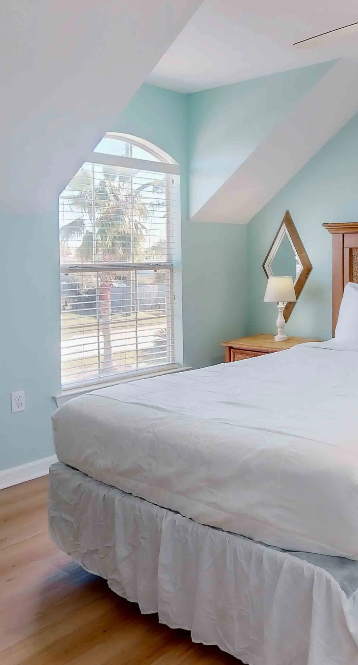 Family-Friendly Home w/ Shared Pool, High-Speed WiFi, Washer/Dryer, & Central AC