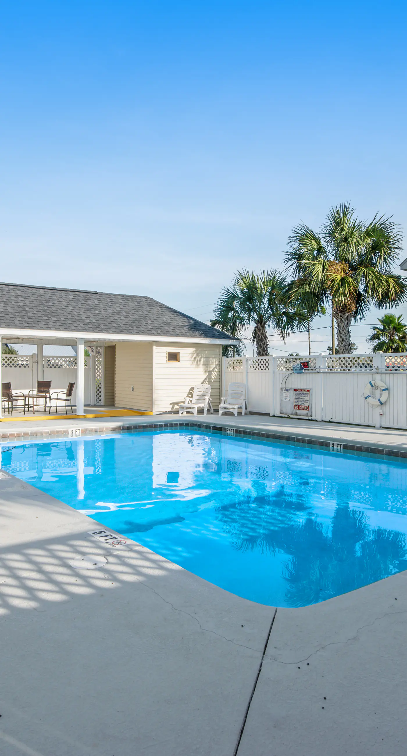 Family-Friendly Home w/ Shared Pool, High-Speed WiFi, Washer/Dryer, & Central AC