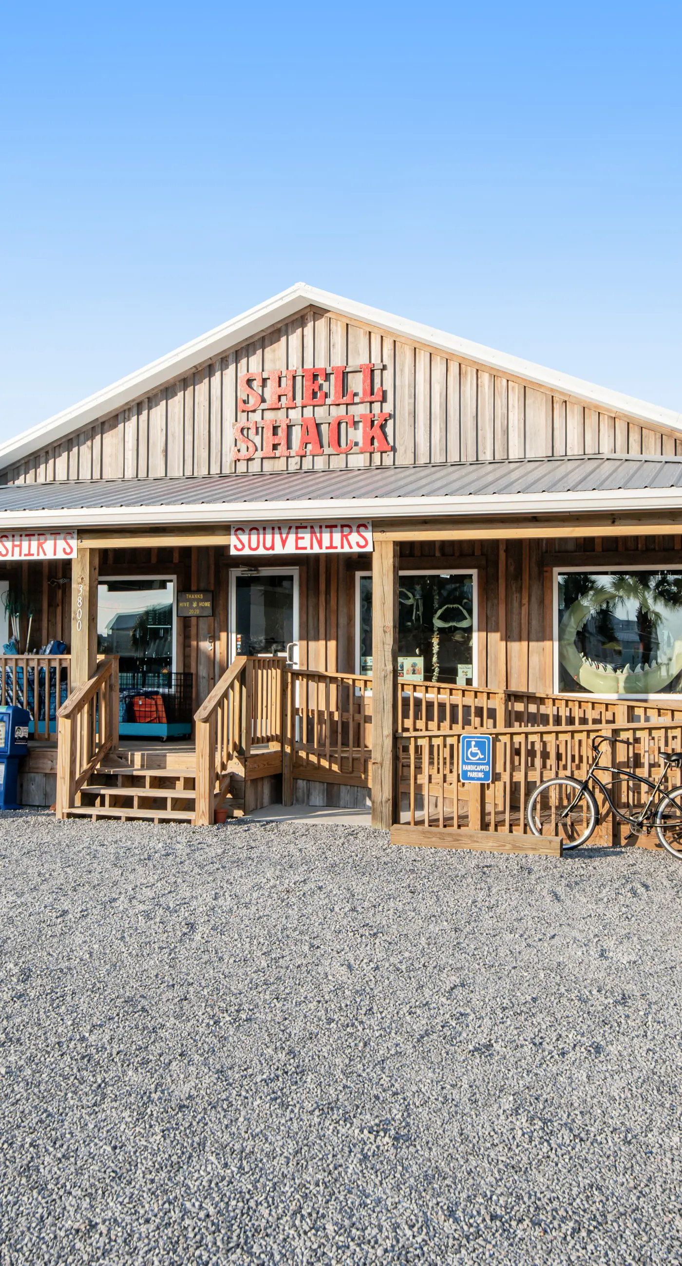 Family-Friendly Home w/ Shared Pool, High-Speed WiFi, Washer/Dryer, & Central AC