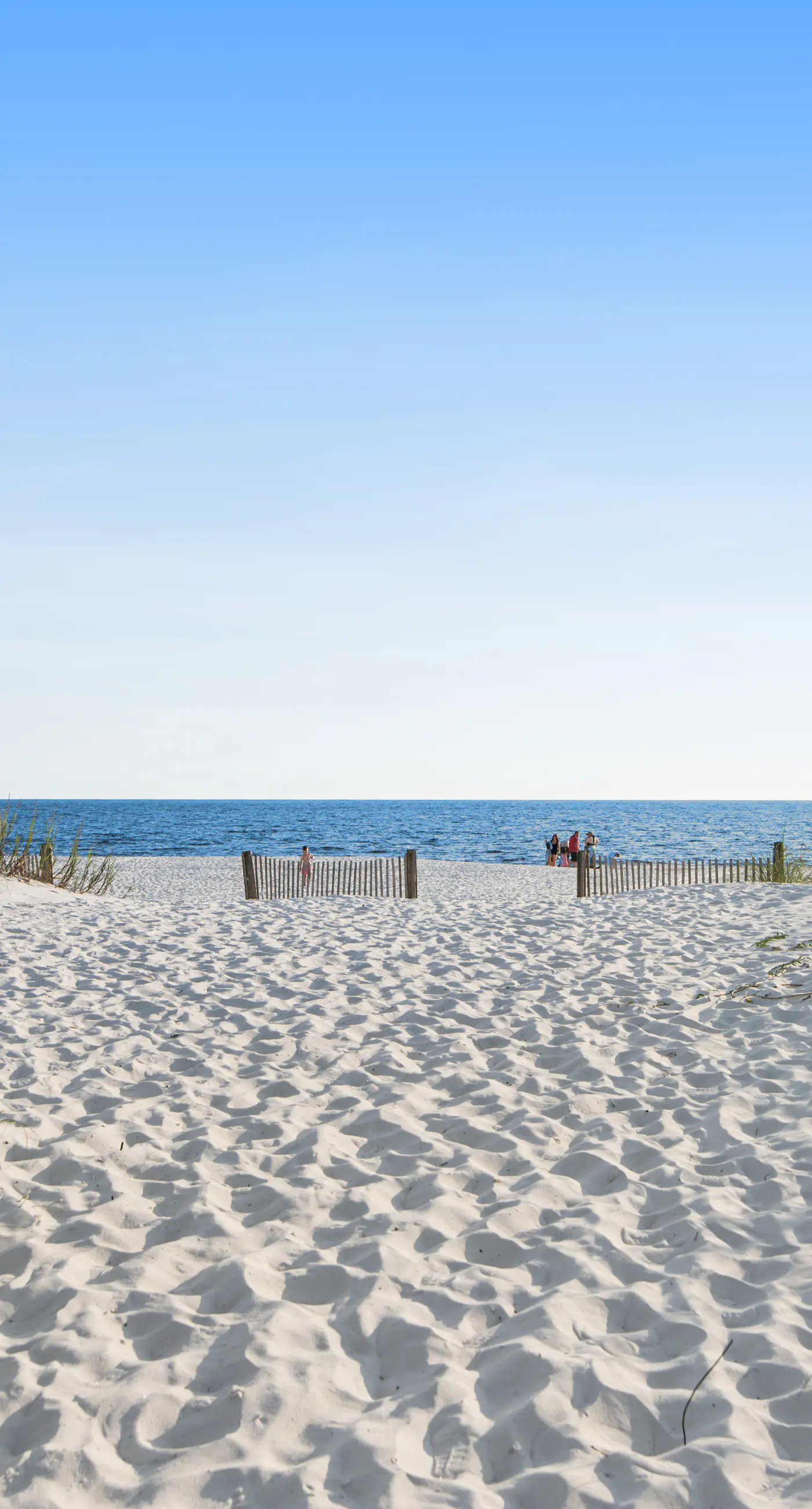 Family-Friendly Home w/ Shared Pool, High-Speed WiFi, Washer/Dryer, & Central AC