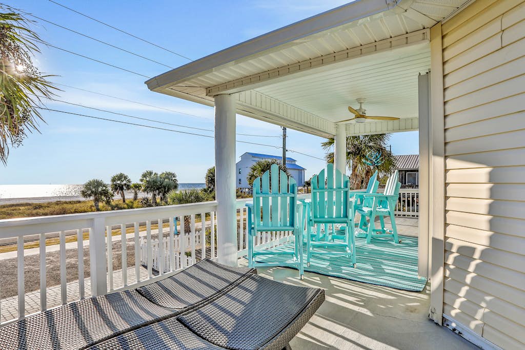 Updated beach house with unobstructed gulf views, large deck & outdoor shower