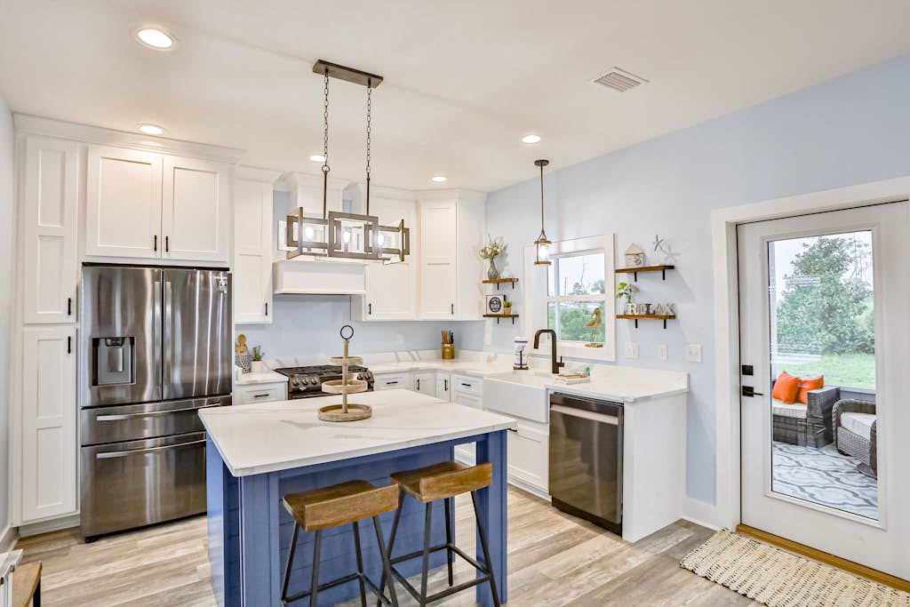 Gorgeous beach home with new swimming pool