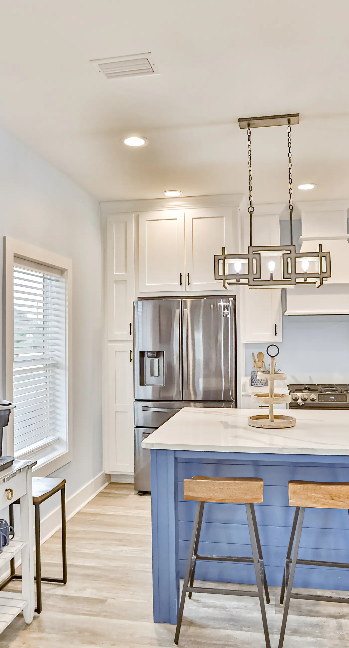 Gorgeous beach home with new swimming pool