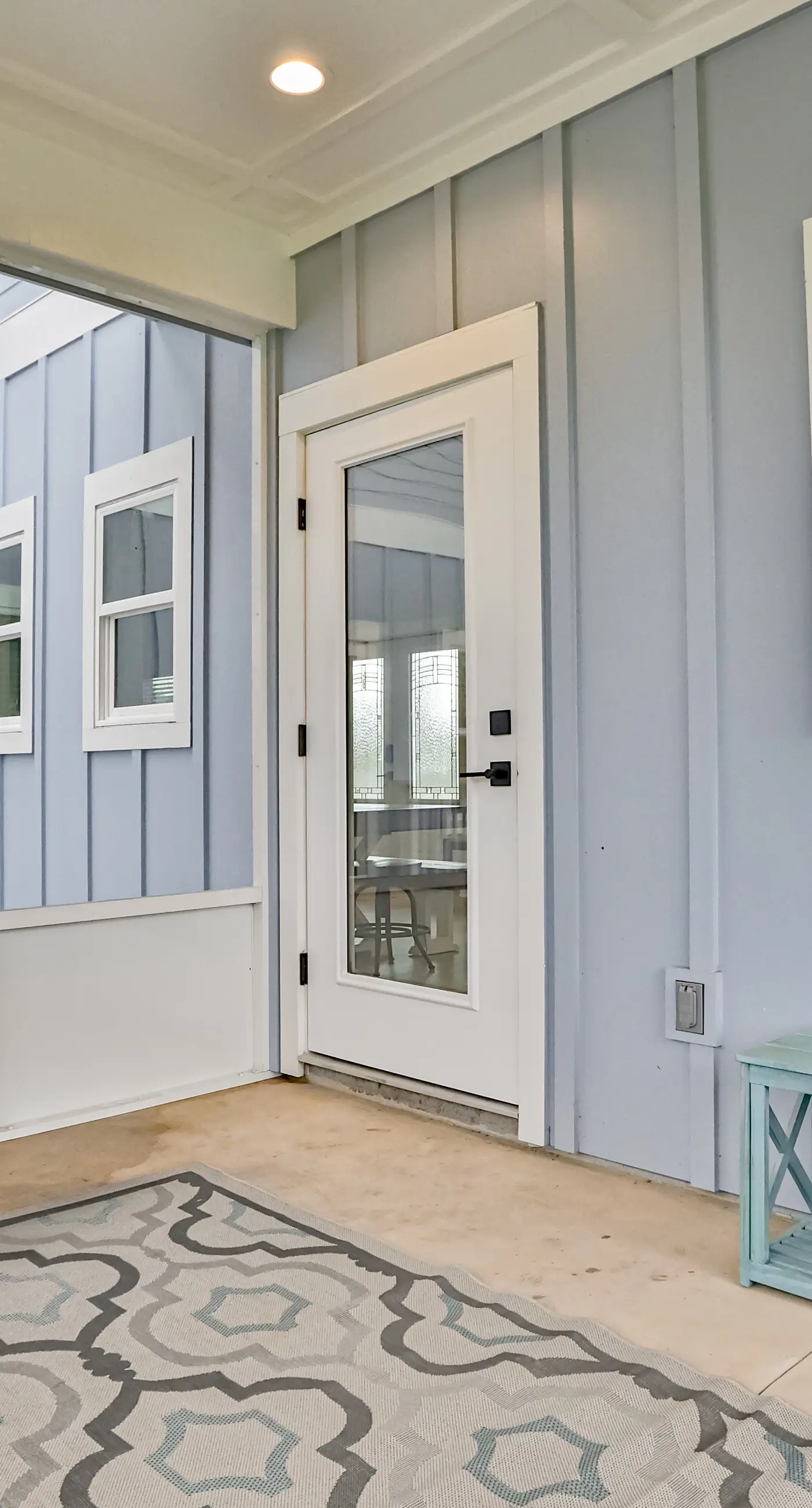 Gorgeous beach home with new swimming pool