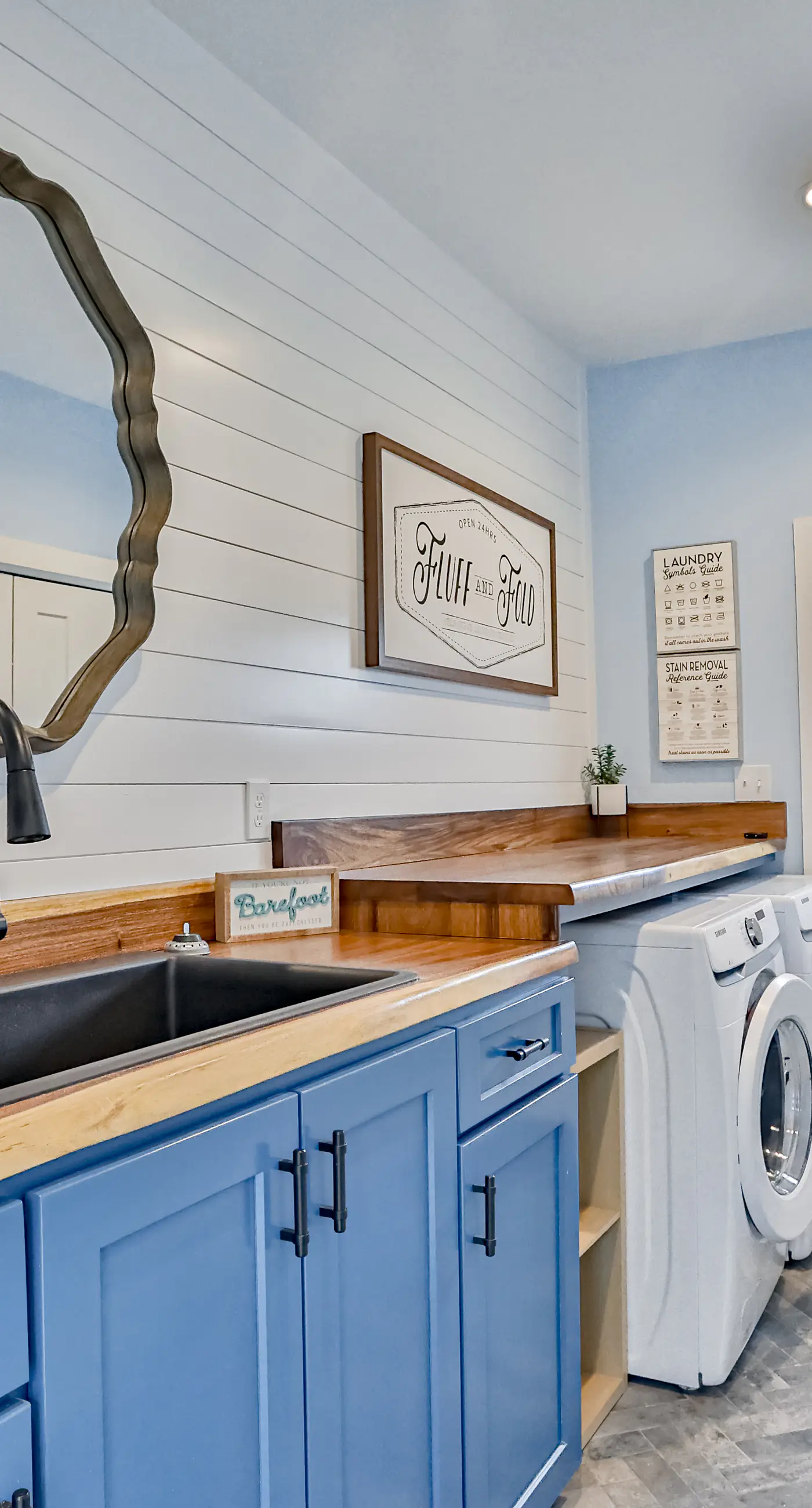 Gorgeous beach home with new swimming pool