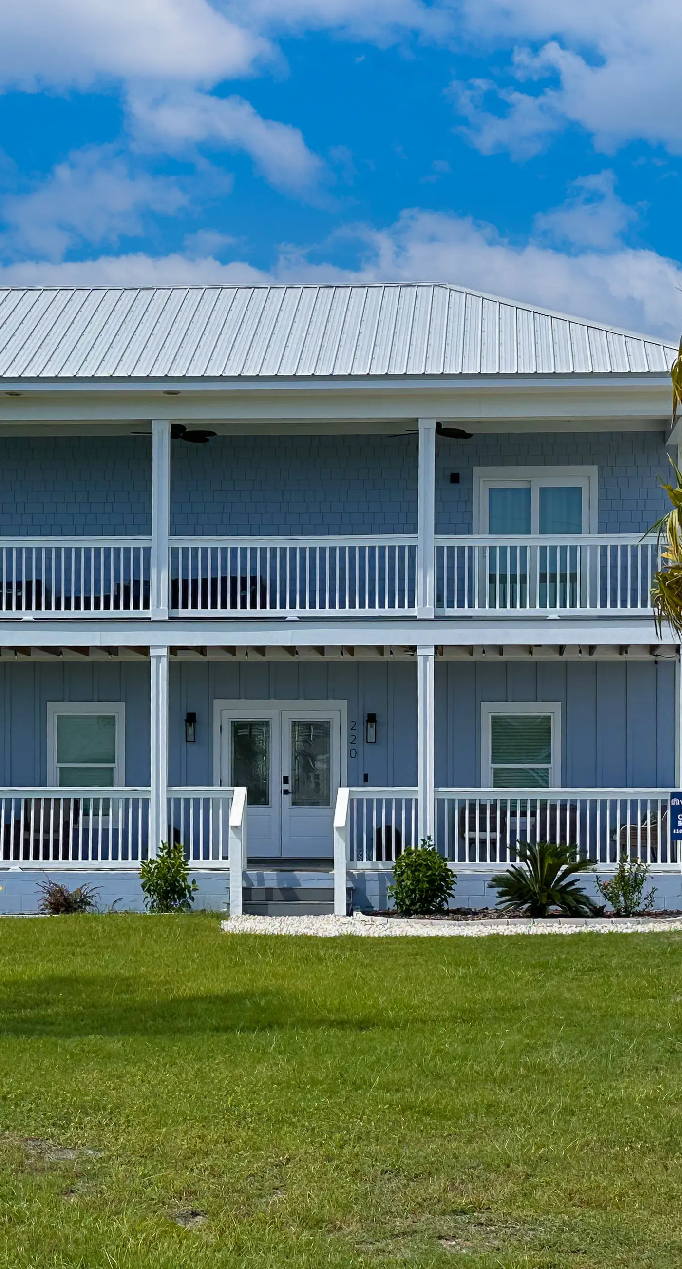 Gorgeous beach home with new swimming pool