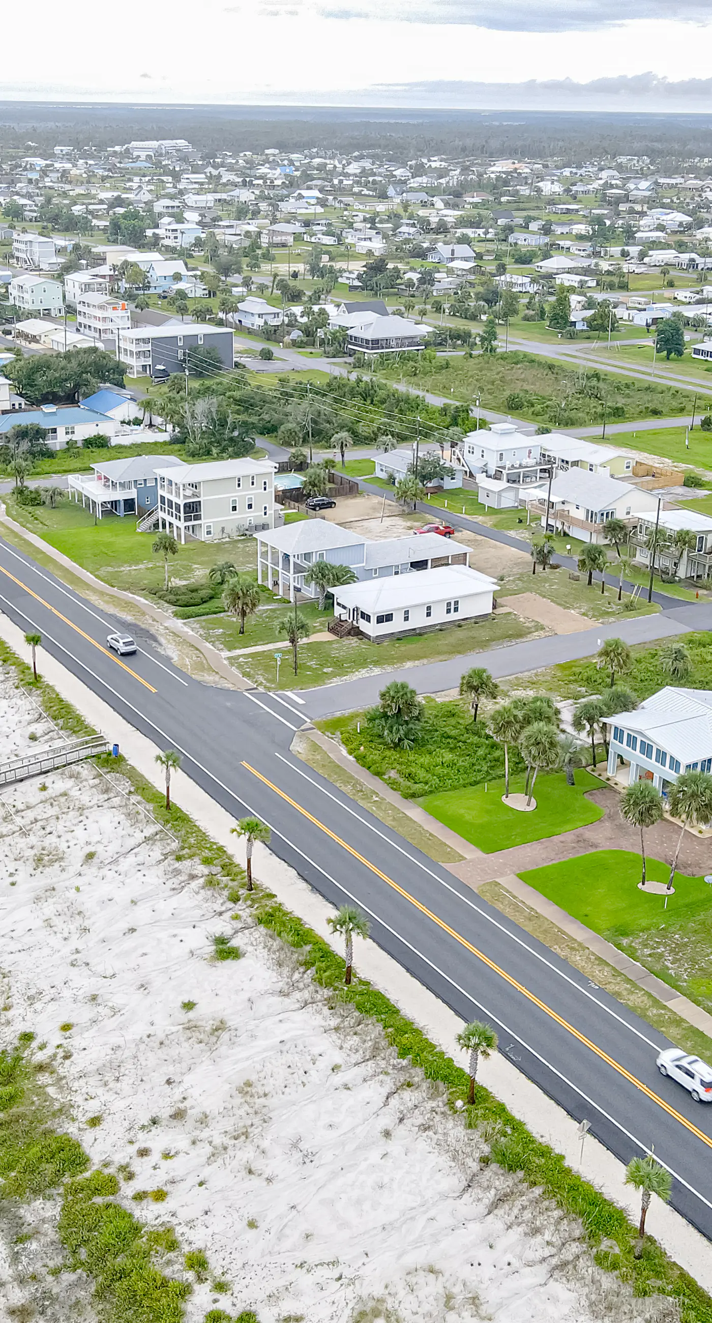 Gorgeous beach home with new swimming pool