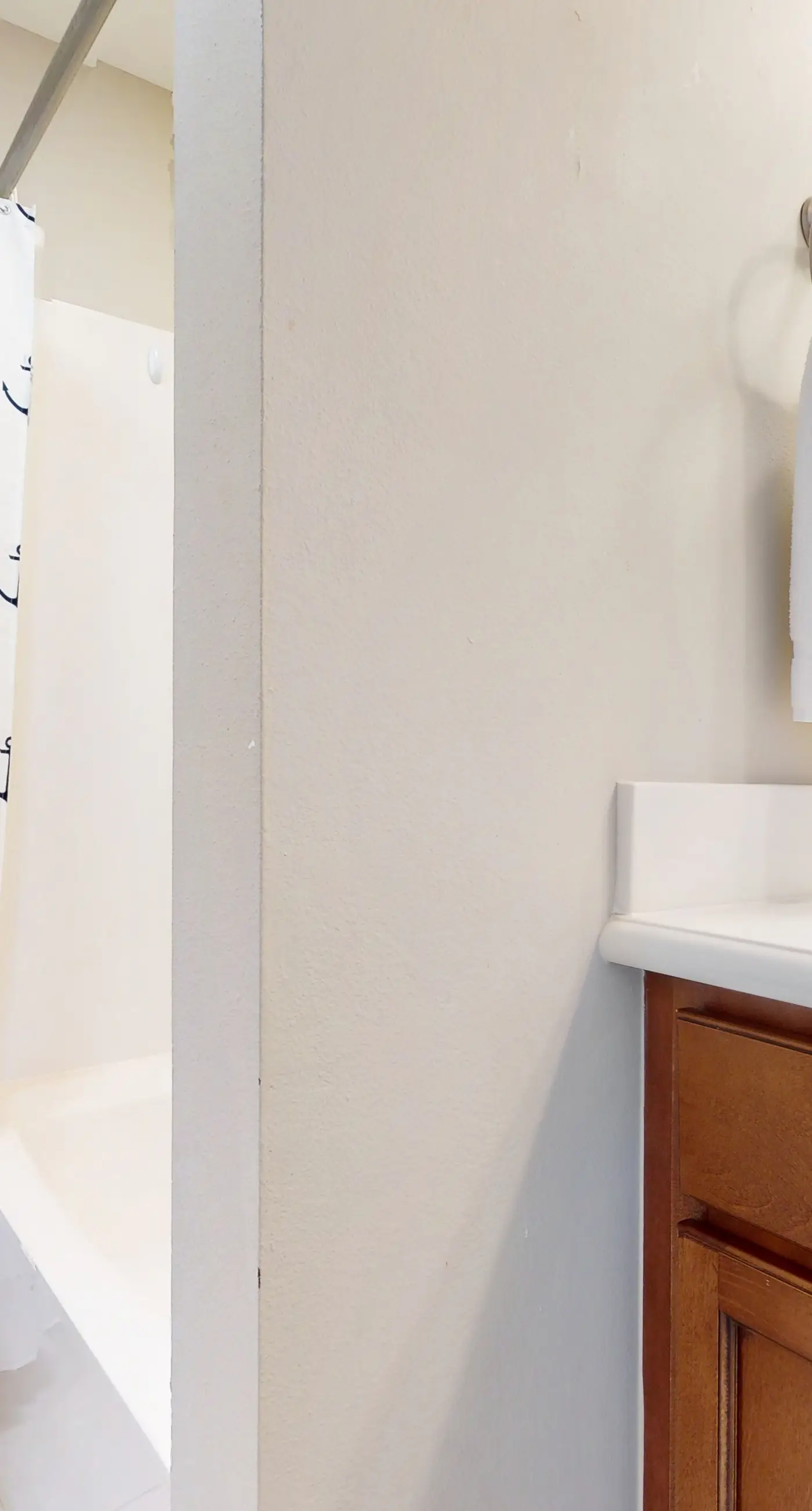 Water-view condo with hot tub, pool, fitness room & balcony - dog-friendly