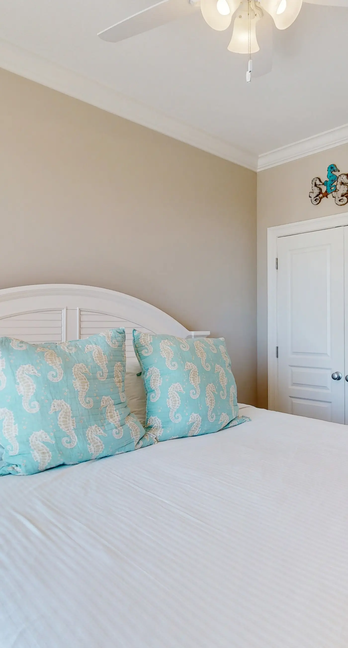 Water-view condo with hot tub, pool, fitness room & balcony - dog-friendly