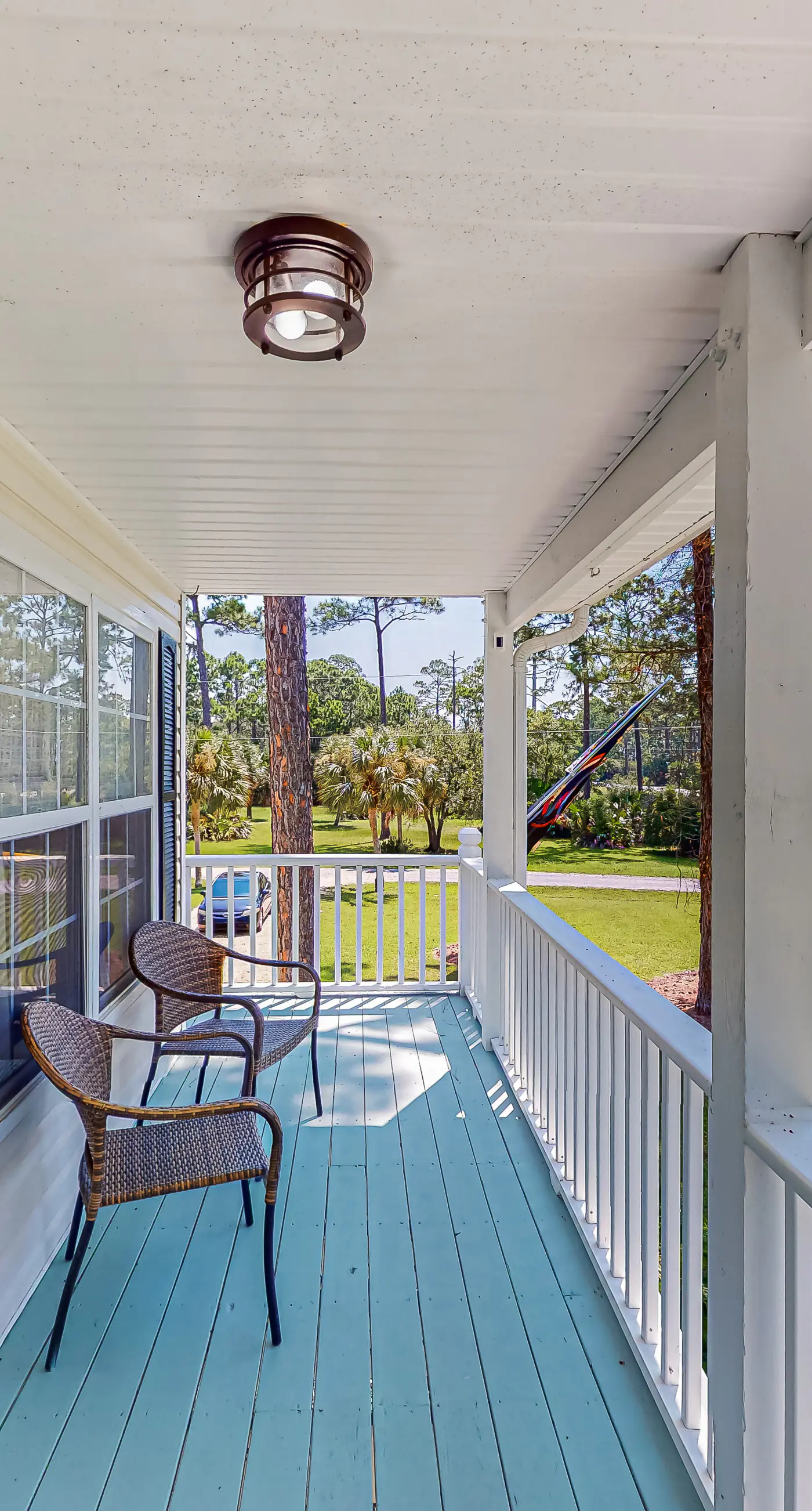 Inviting home near the beach with large decks & charming interior - dog-friendly