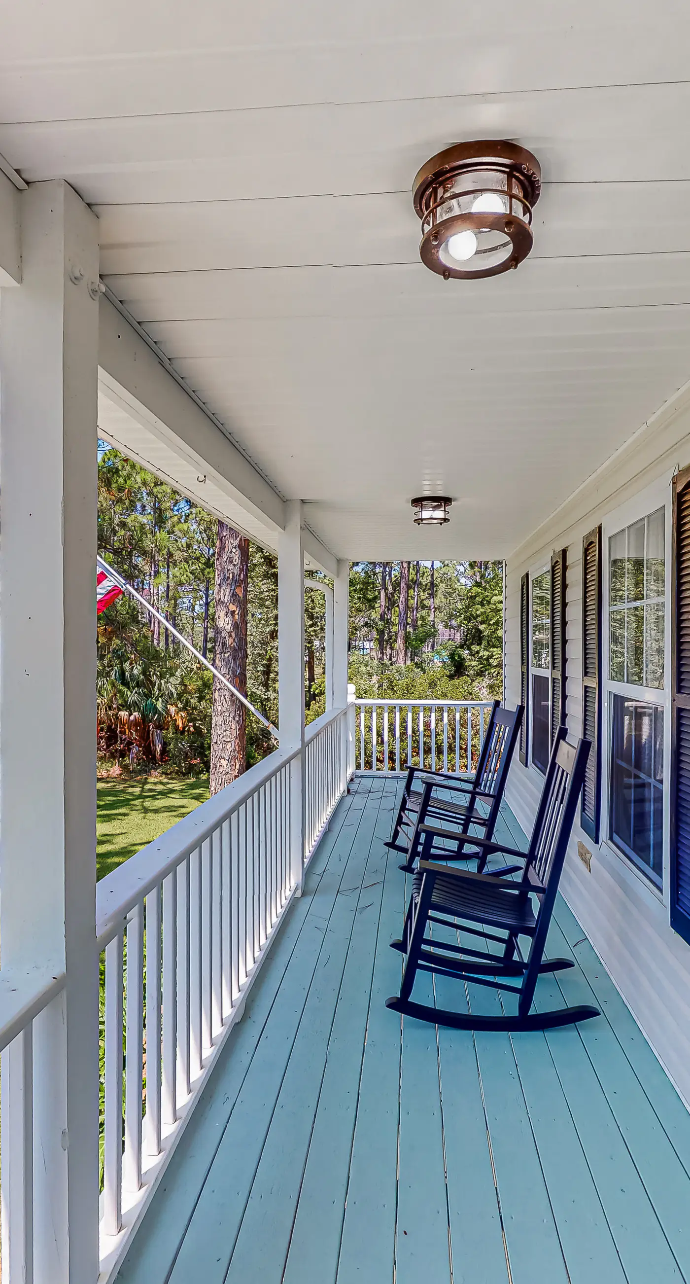 Inviting home near the beach with large decks & charming interior - dog-friendly