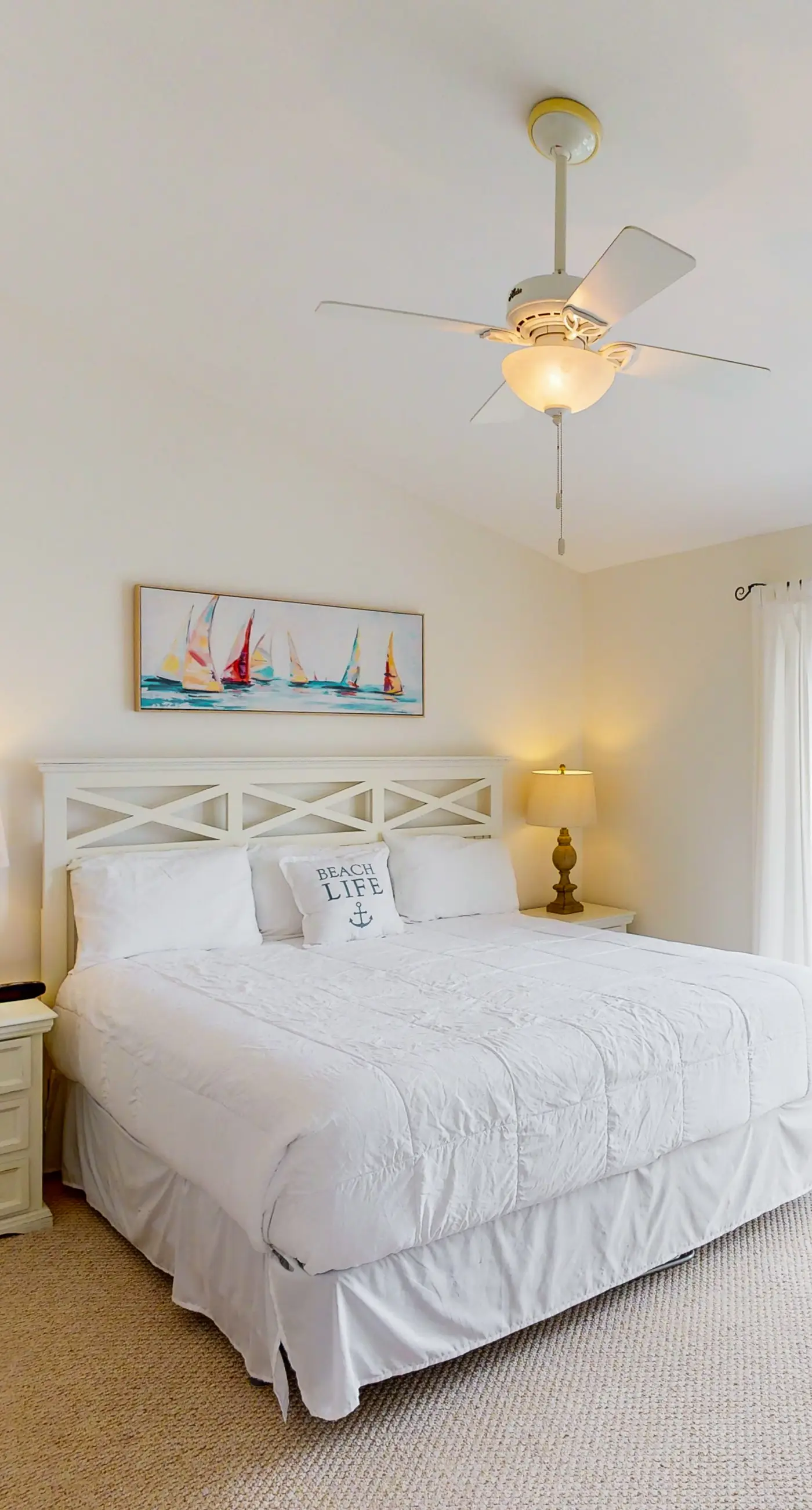 Gorgeous coastal home with shared pool and easy beach access