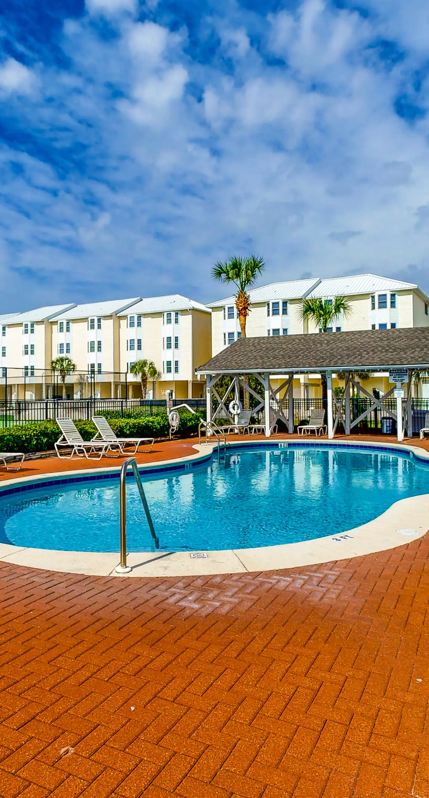 Gorgeous coastal home with shared pool and easy beach access