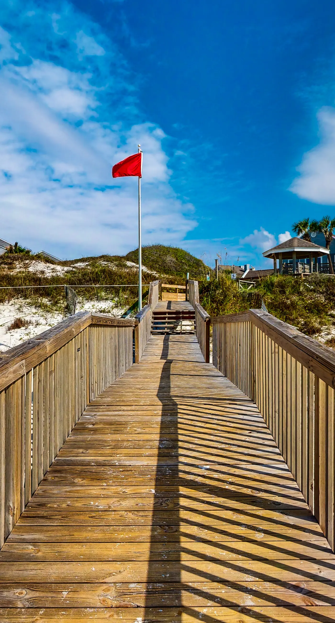 Gorgeous coastal home with shared pool and easy beach access