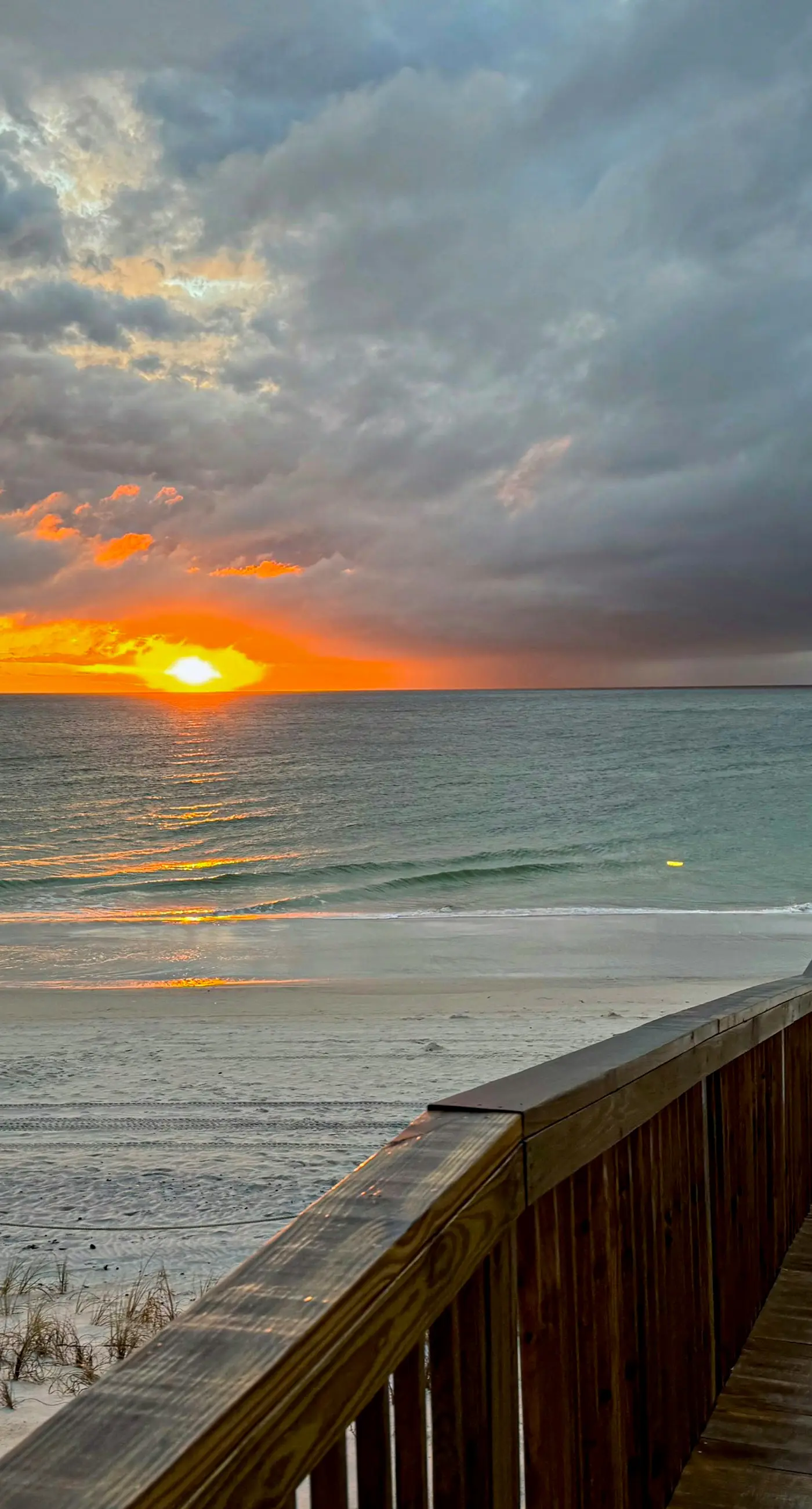 Gorgeous coastal home with shared pool and easy beach access