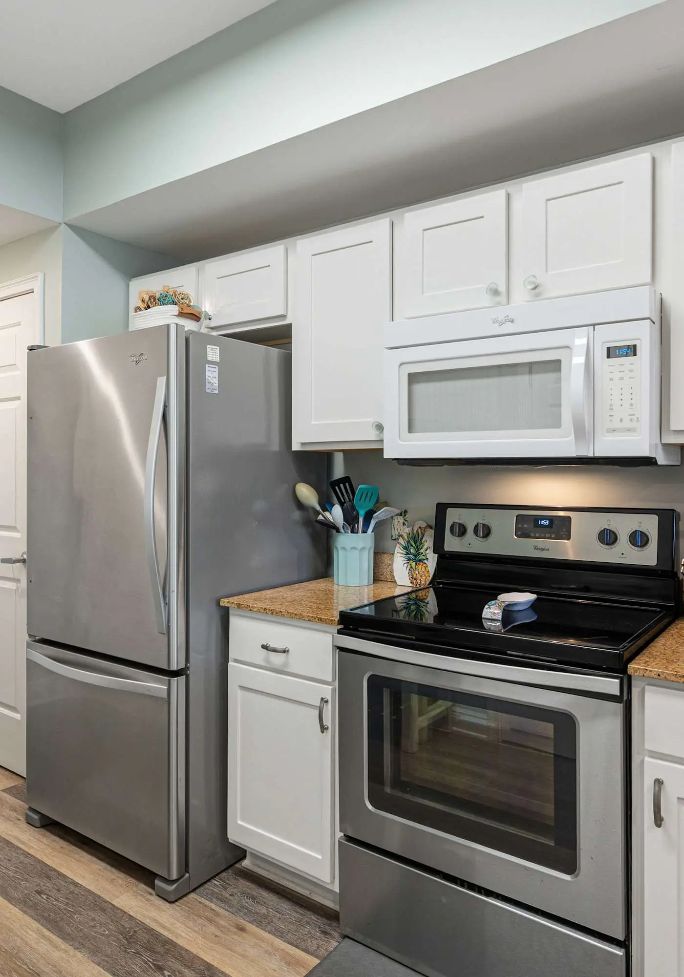 Fourth Floor Oceanfront Condo with Shared Pool, High-Speed WiFi, & Central AC