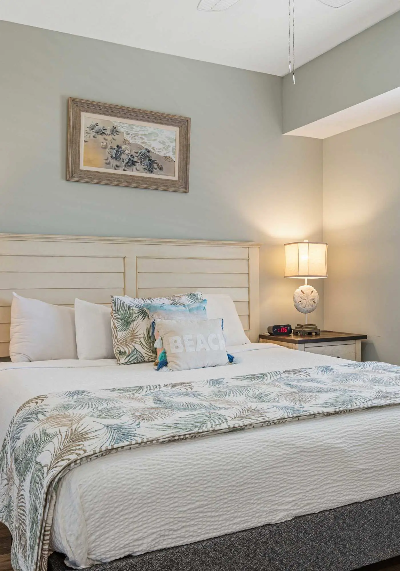 Fourth Floor Oceanfront Condo with Shared Pool, High-Speed WiFi, & Central AC