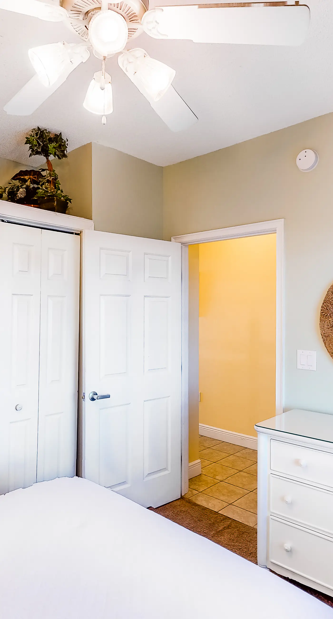 Spacious coastal condo on Okaloosa Island with Gulf-front views - steps to beach
