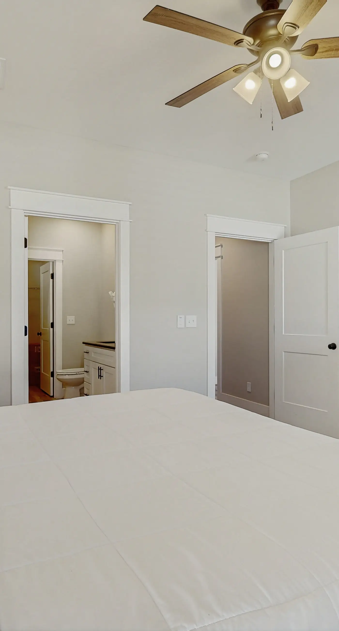 Dog friendly, coastal retreat with fenced yard, private pool, golf cart and cove