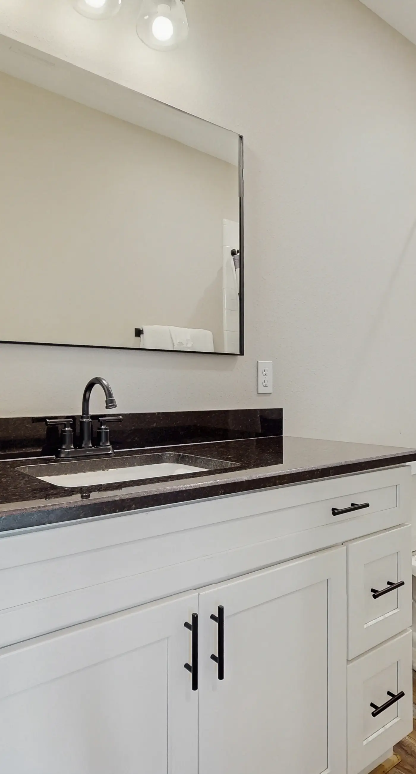 Dog friendly, coastal retreat with fenced yard, private pool, golf cart and cove