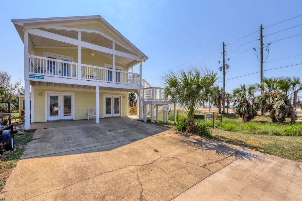 Dog-friendly coastal home w/ a game room and covered patio