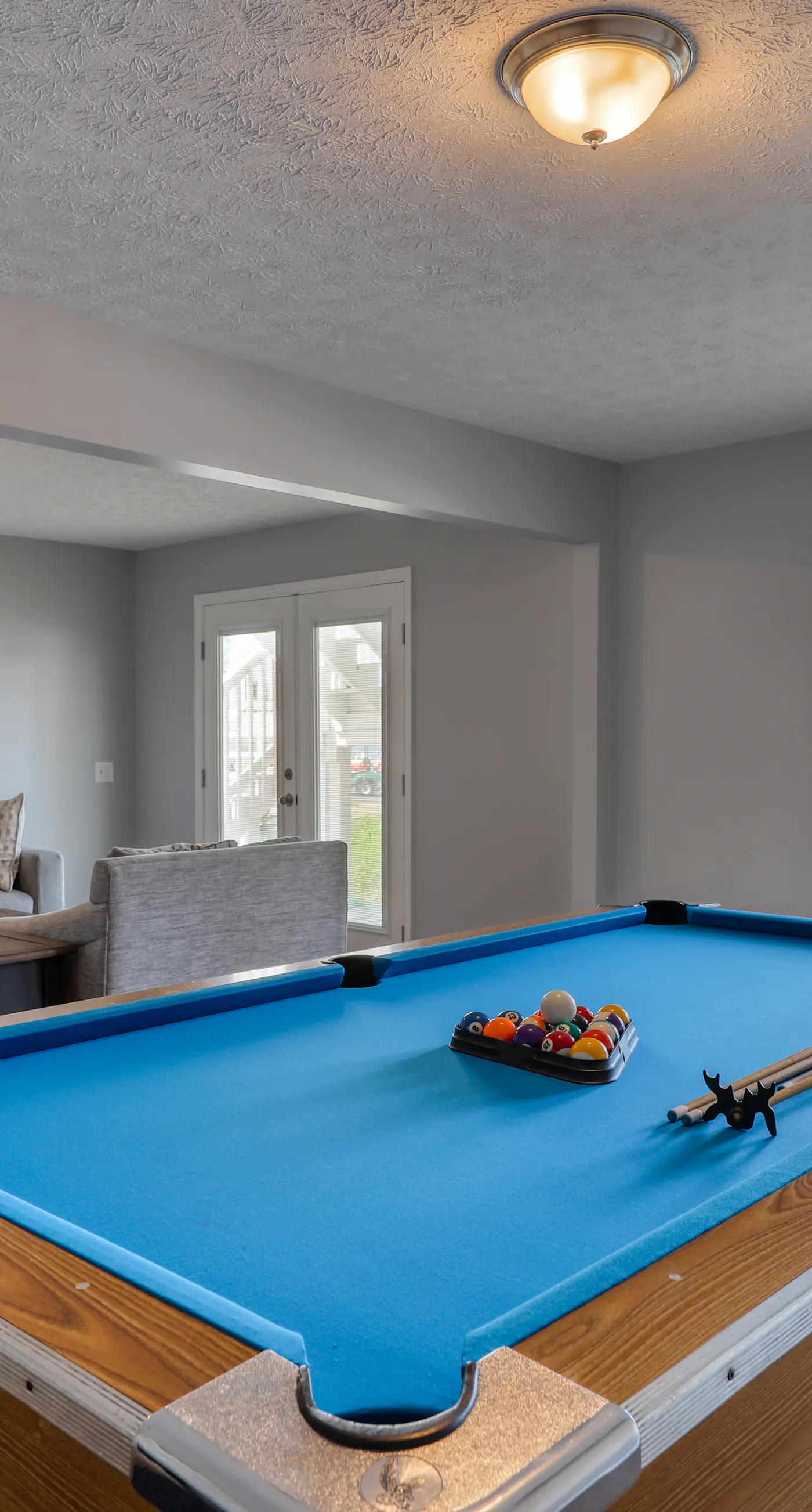 Dog-friendly coastal home w/ a game room and covered patio