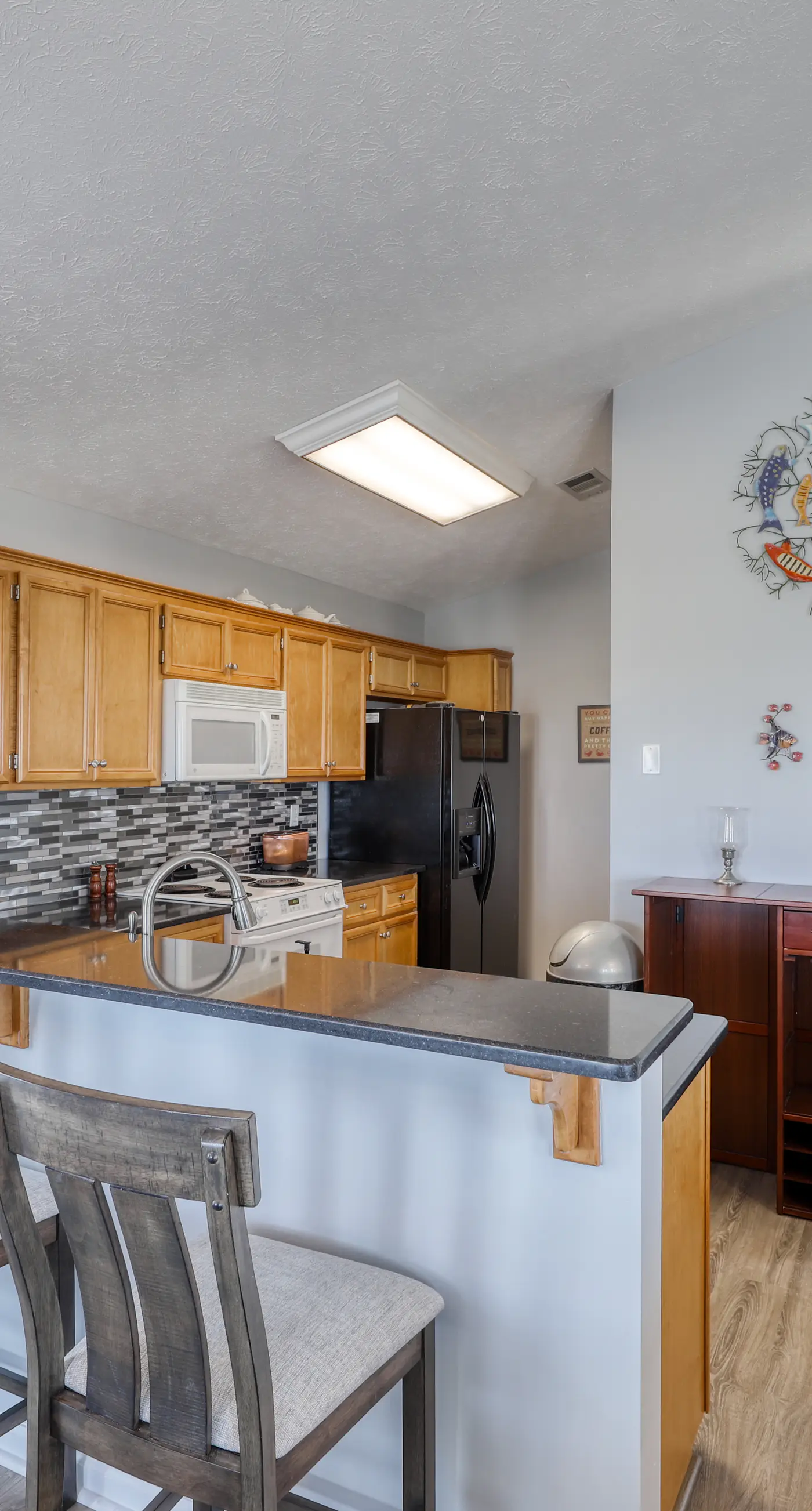 Dog-friendly coastal home w/ a game room and covered patio