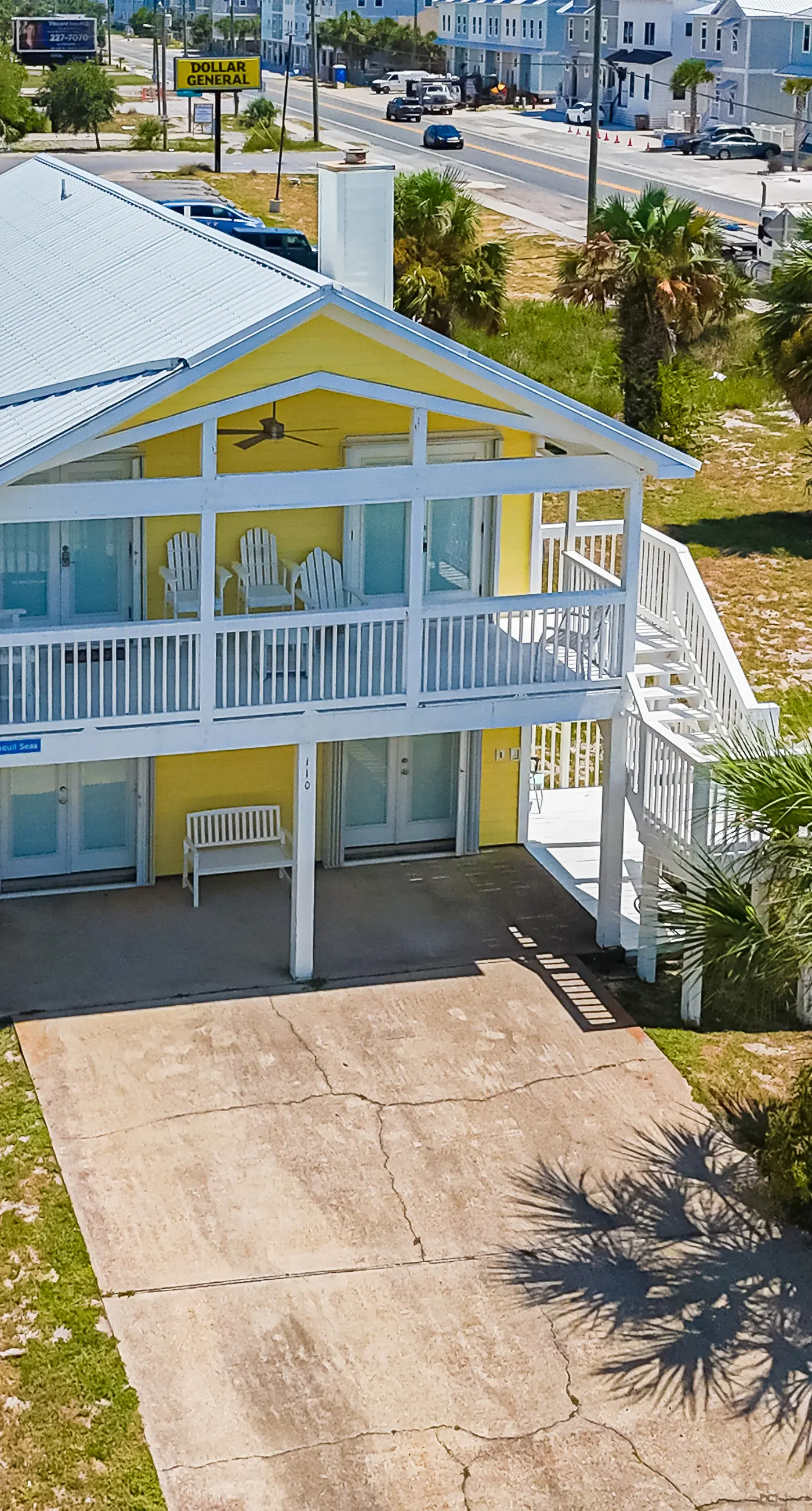 Dog-friendly coastal home w/ a game room and covered patio