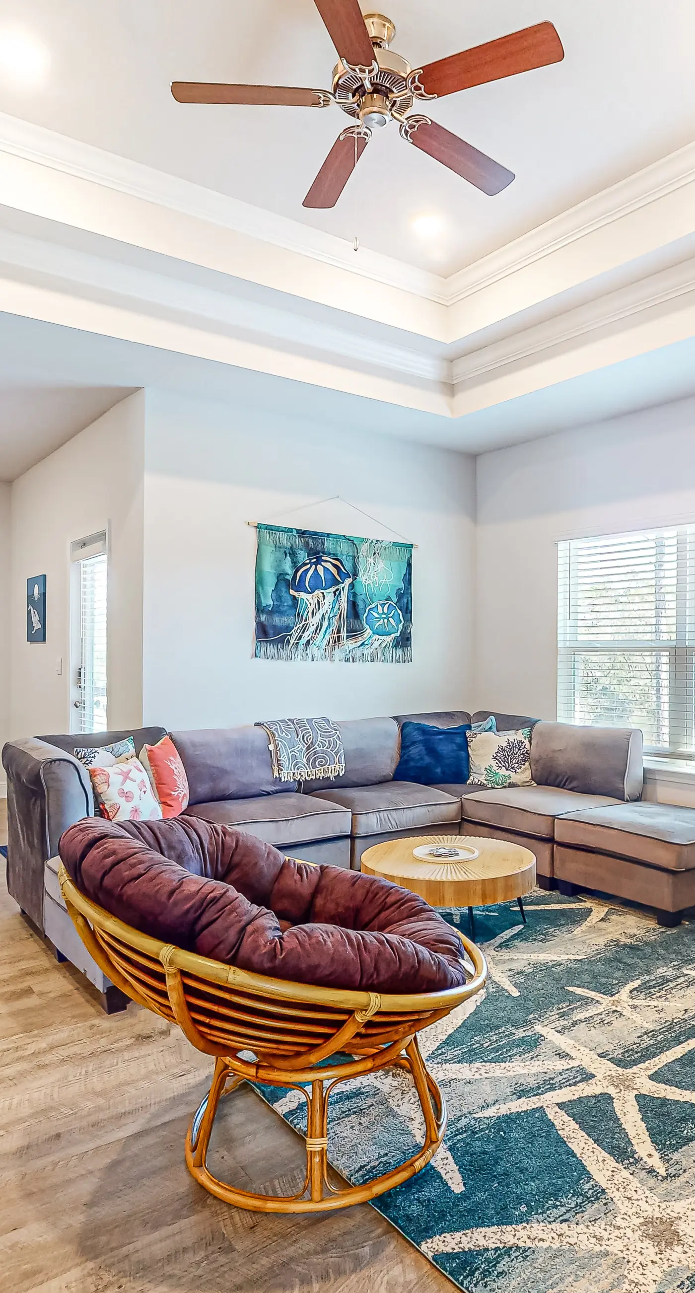 Bay-side, dog-friendly getaway with pool & themed kids rooms