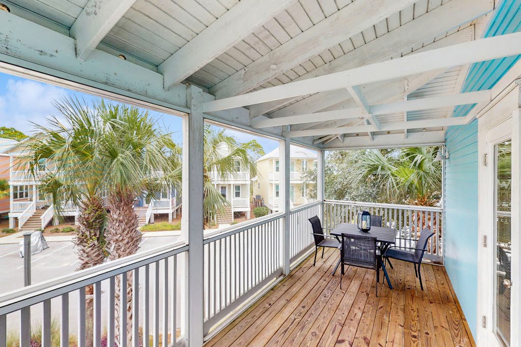 Barefoot Cottages D135 : Sandy Turtle